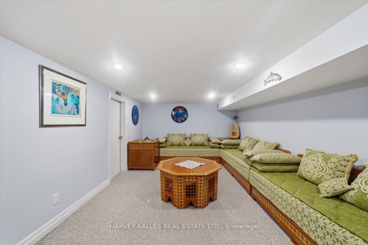 Photo 39 of 72 Walmer Road, Richmond Hill, North Richvale — HOMEH