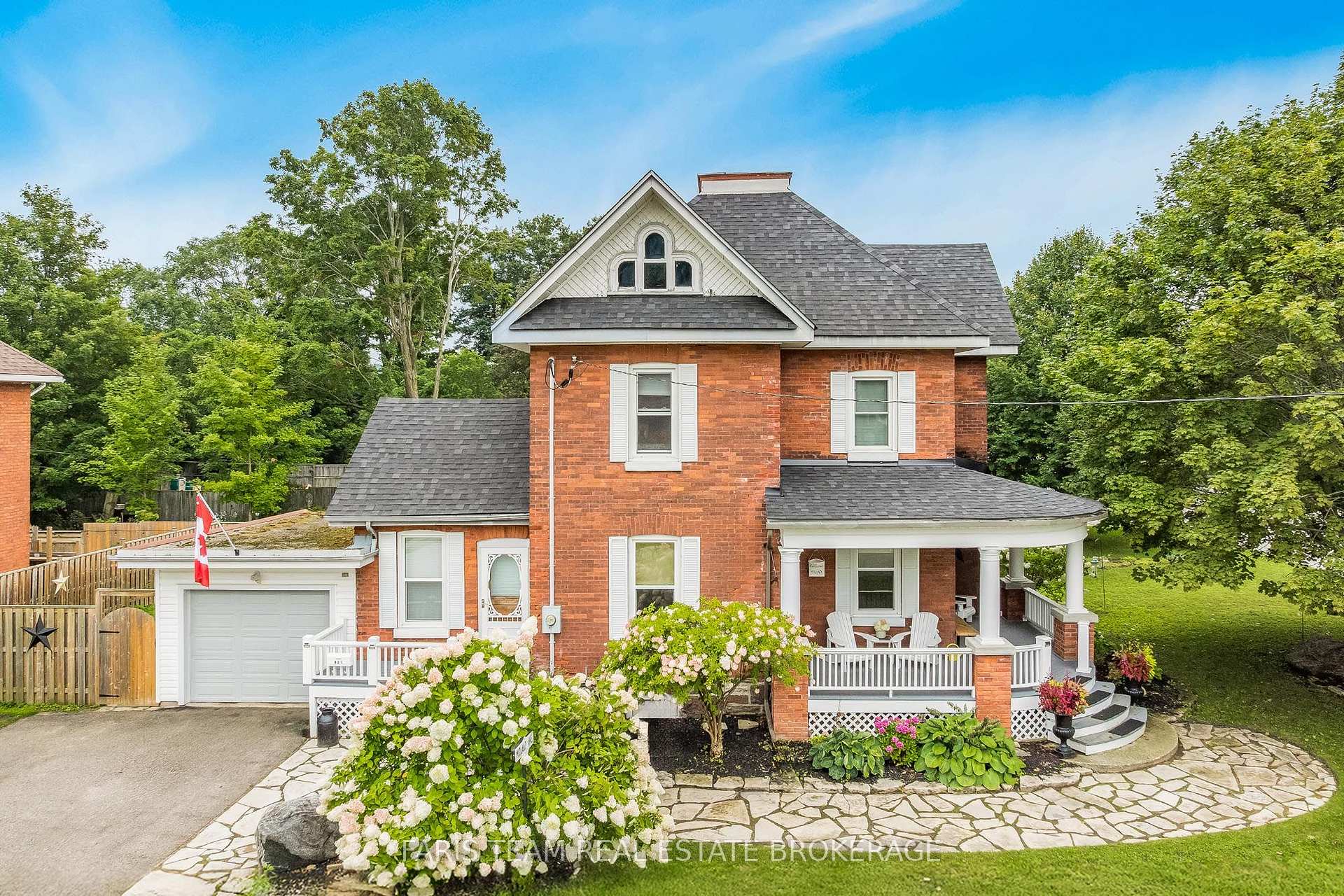 Photo of 421 Midland Avenue