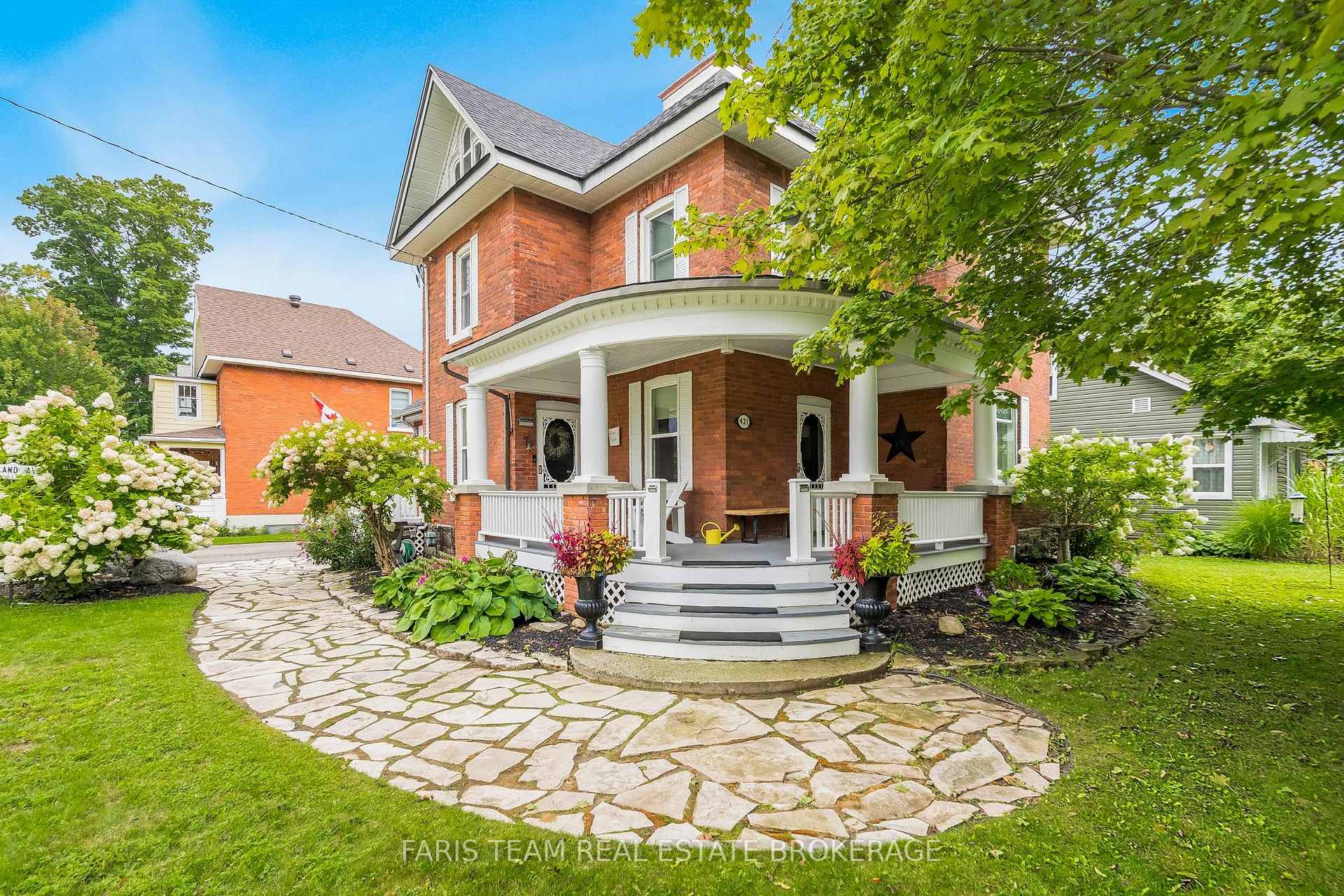 Photo 4 of 421 Midland Avenue, Midland — HOMEH