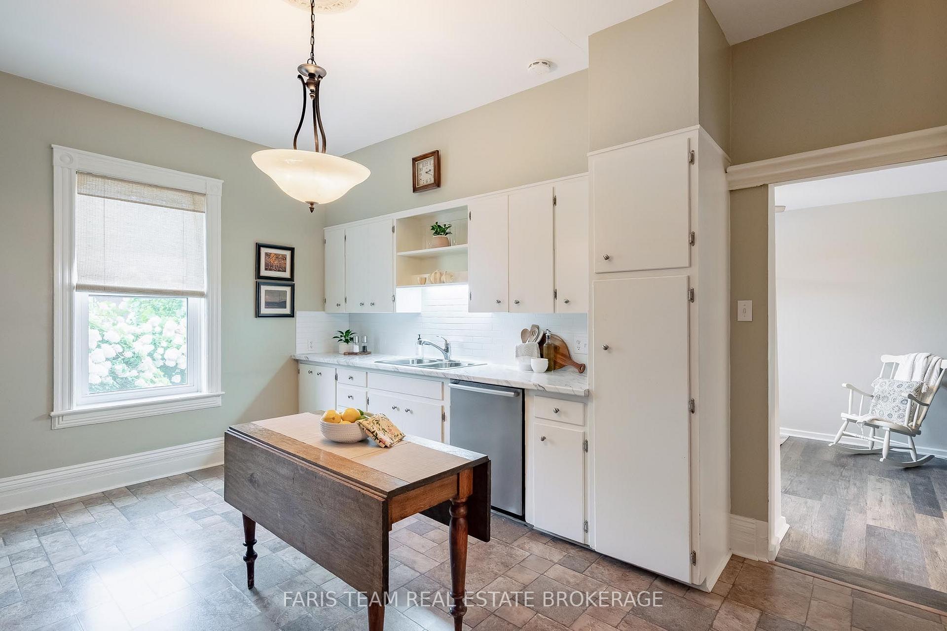 Photo 6 of 421 Midland Avenue, Midland — HOMEH