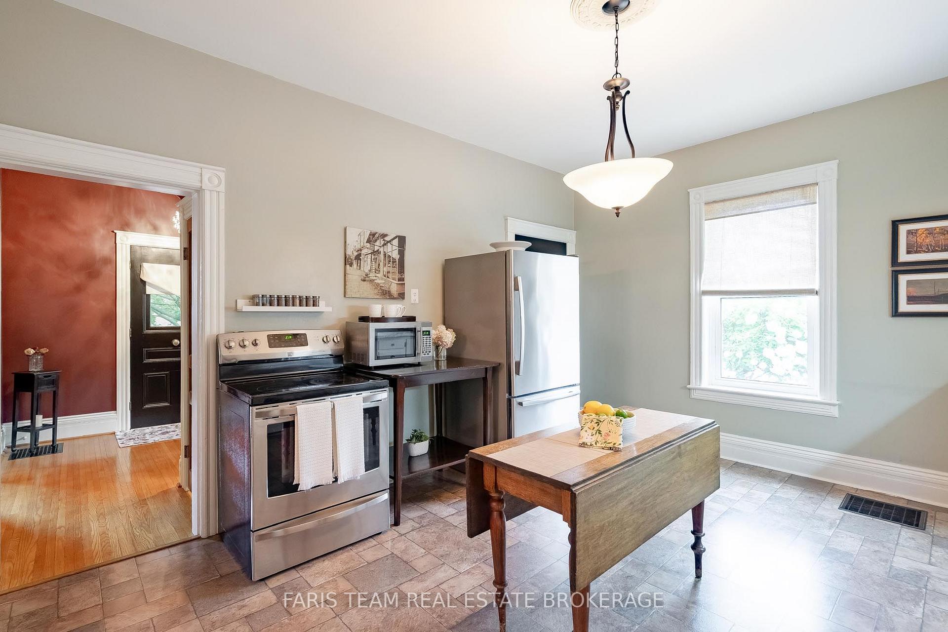 Photo 7 of 421 Midland Avenue, Midland — HOMEH