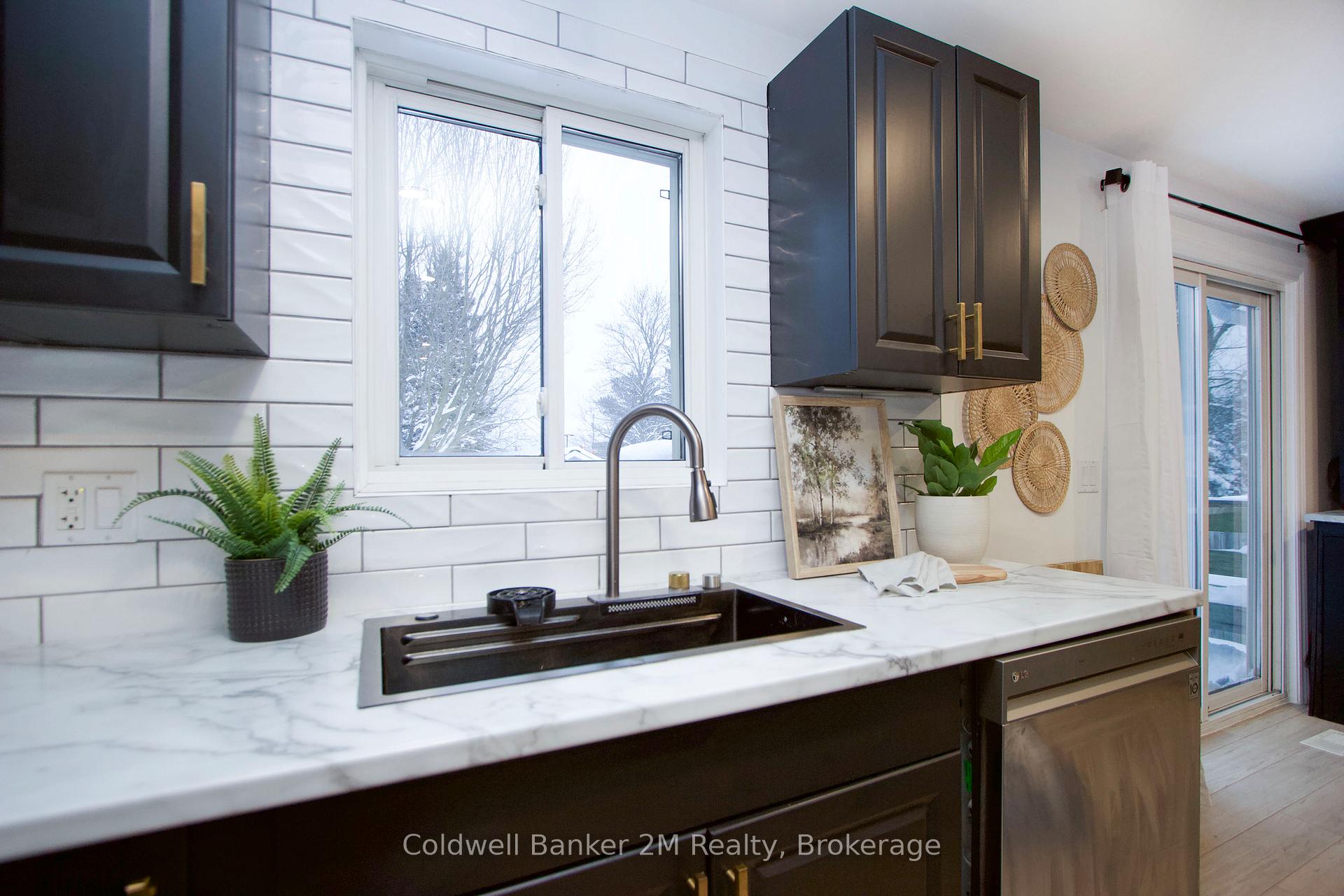 Photo 14 of 812 Burnham Street, Cobourg — HOMEH