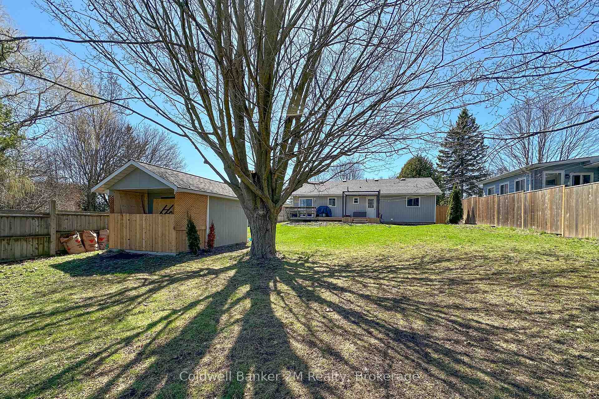 Photo 35 of 812 Burnham Street, Cobourg — HOMEH