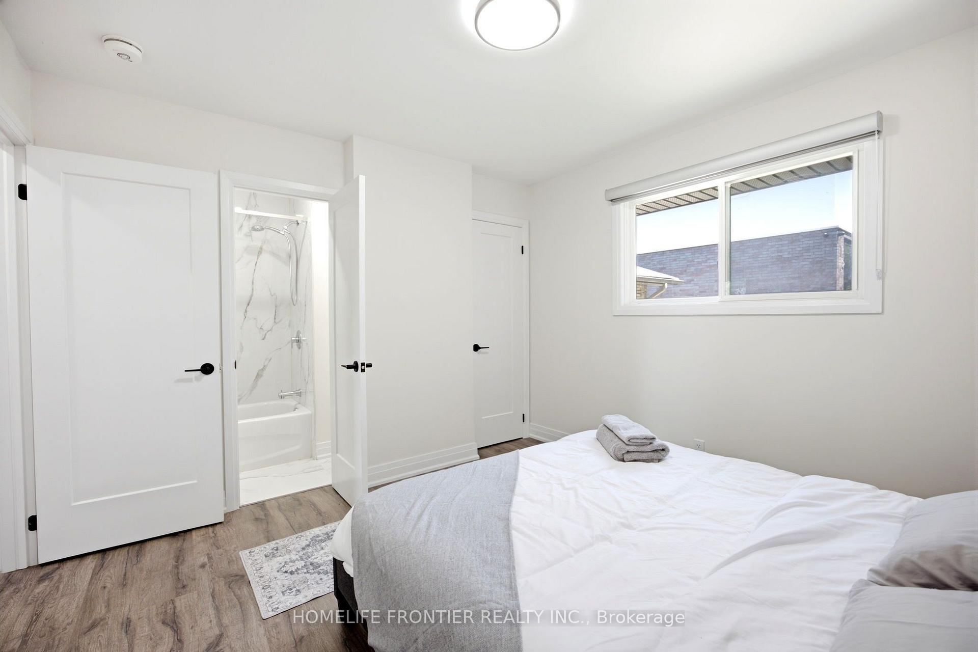 Photo 25 of 281 Hillcrest Road, Georgina, Keswick North — HOMEH