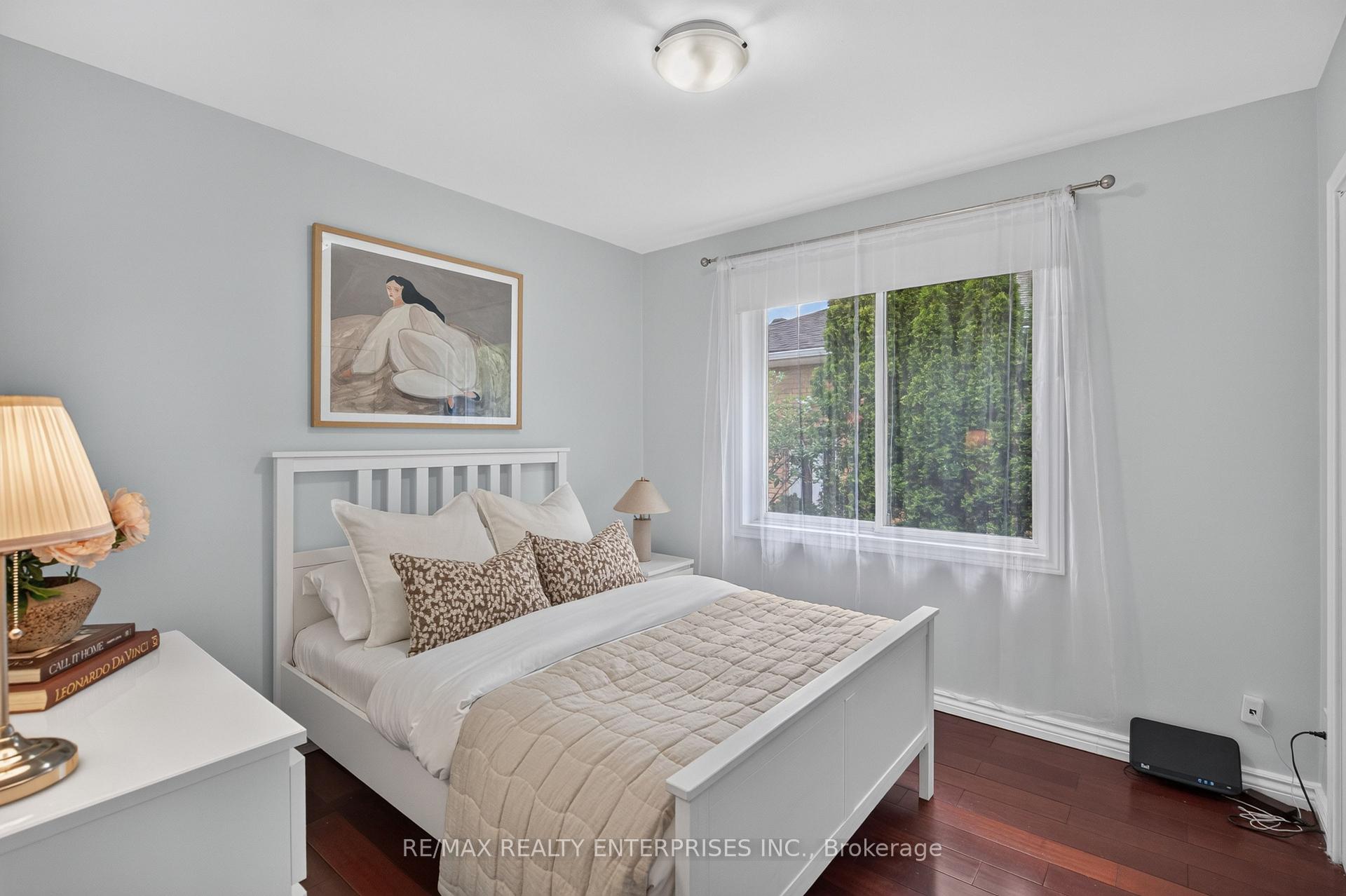 Photo 21 of 1282 Daimler Road, Mississauga, Clarkson — HOMEH