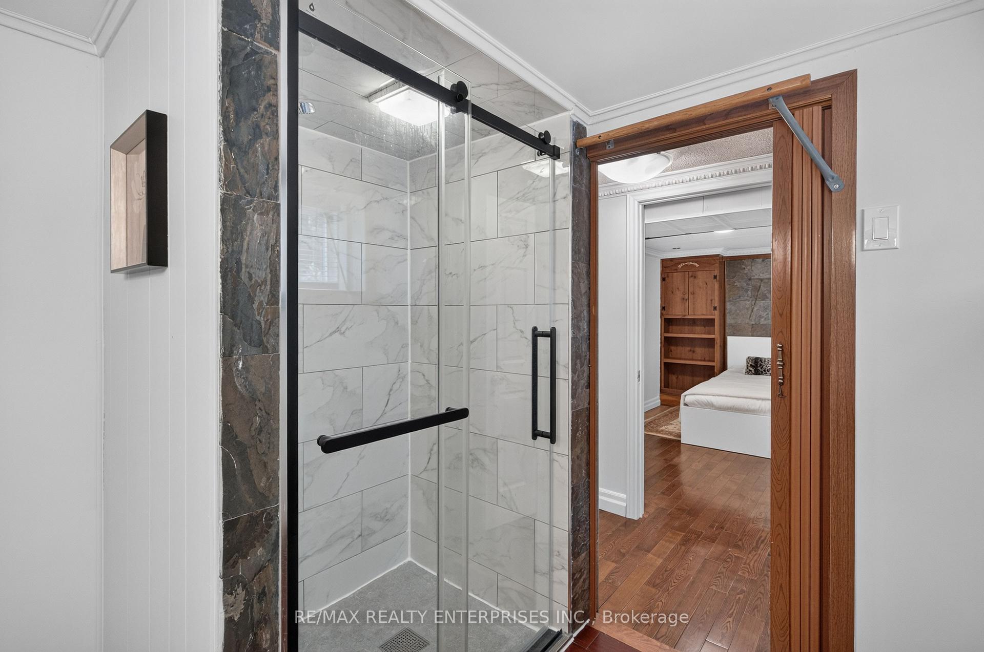Photo 30 of 1282 Daimler Road, Mississauga, Clarkson — HOMEH