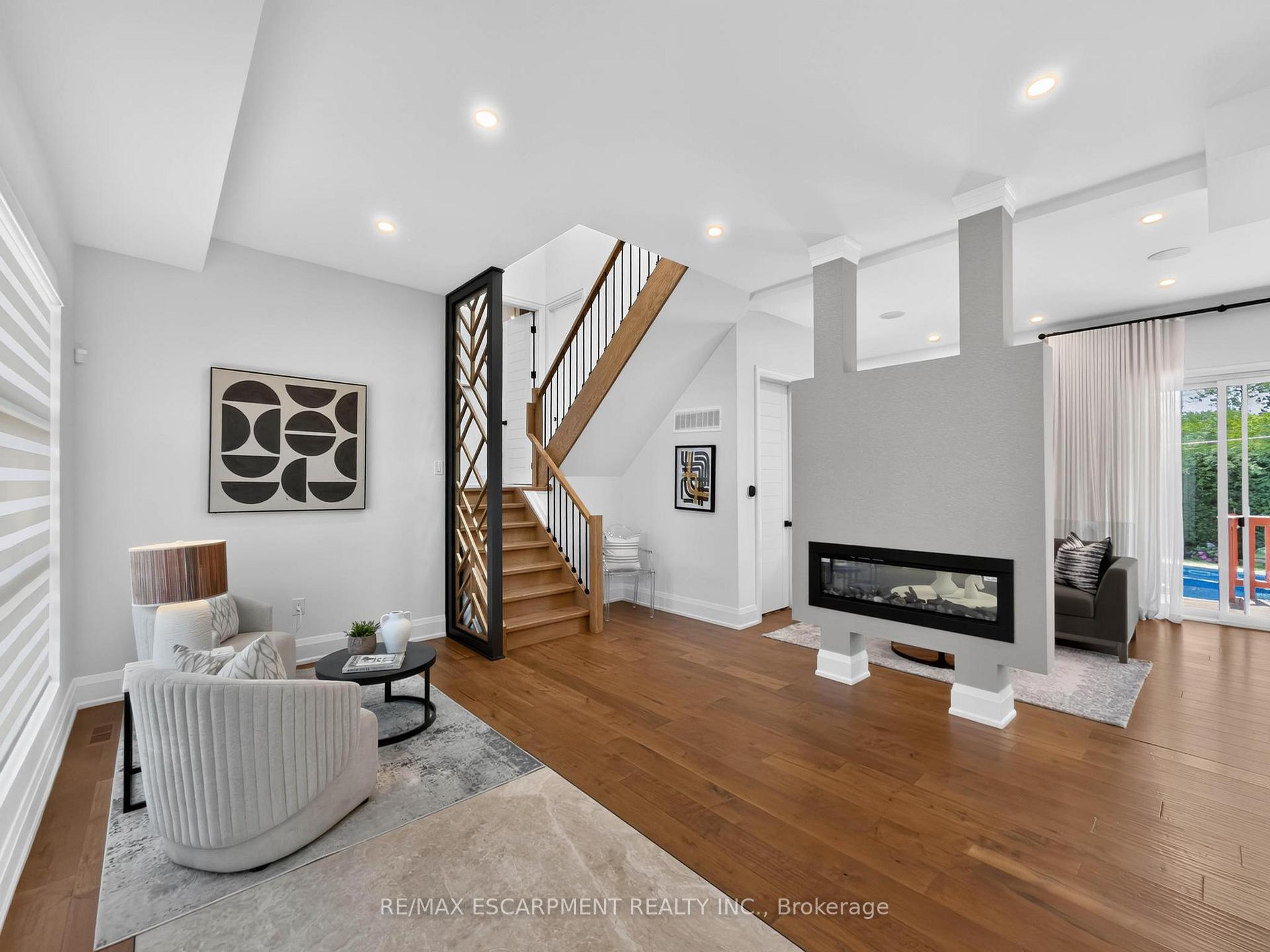 Photo 4 of 5178 Hunter Drive, Burlington, Appleby — HOMEH