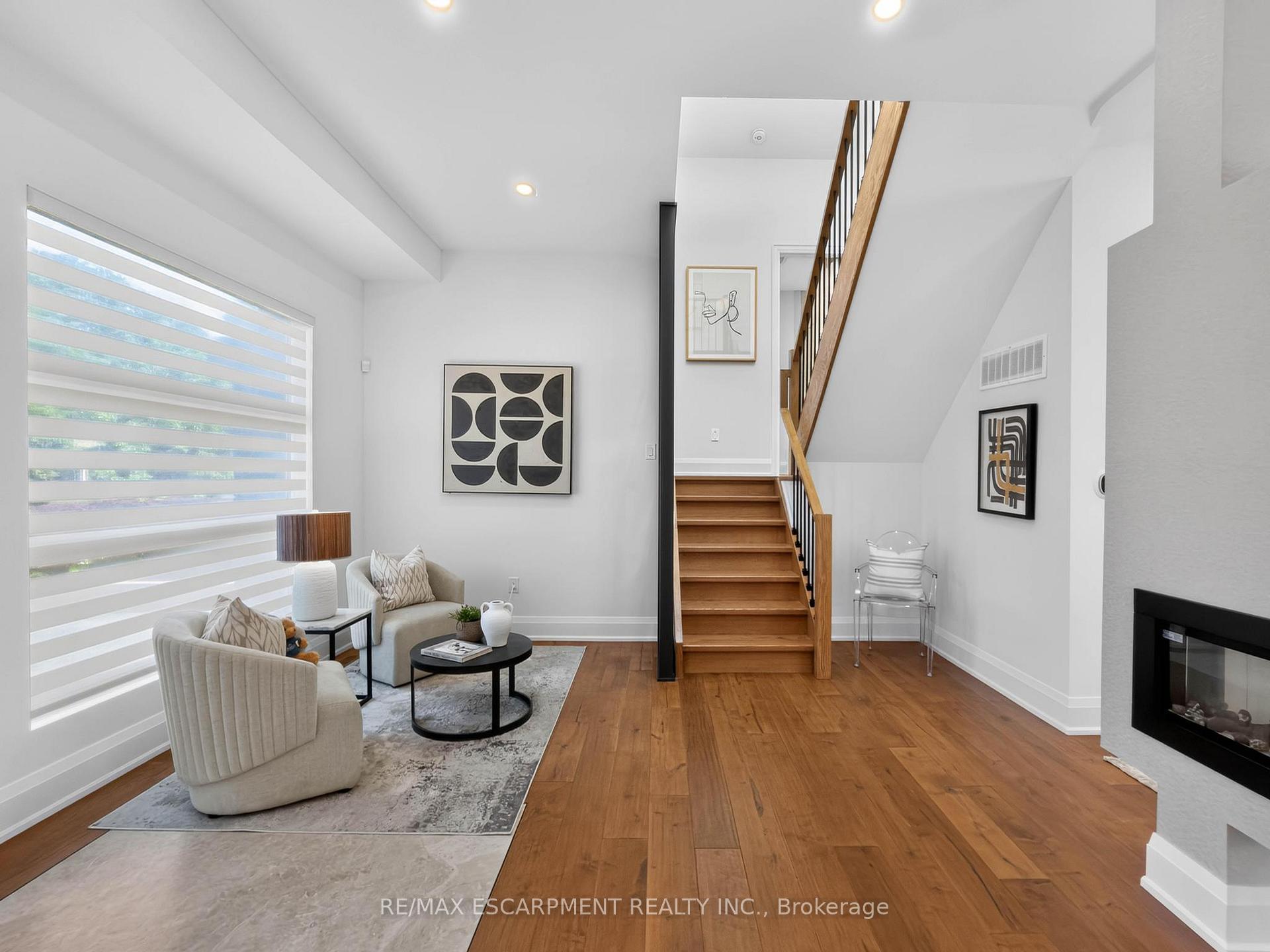 Photo 5 of 5178 Hunter Drive, Burlington, Appleby — HOMEH