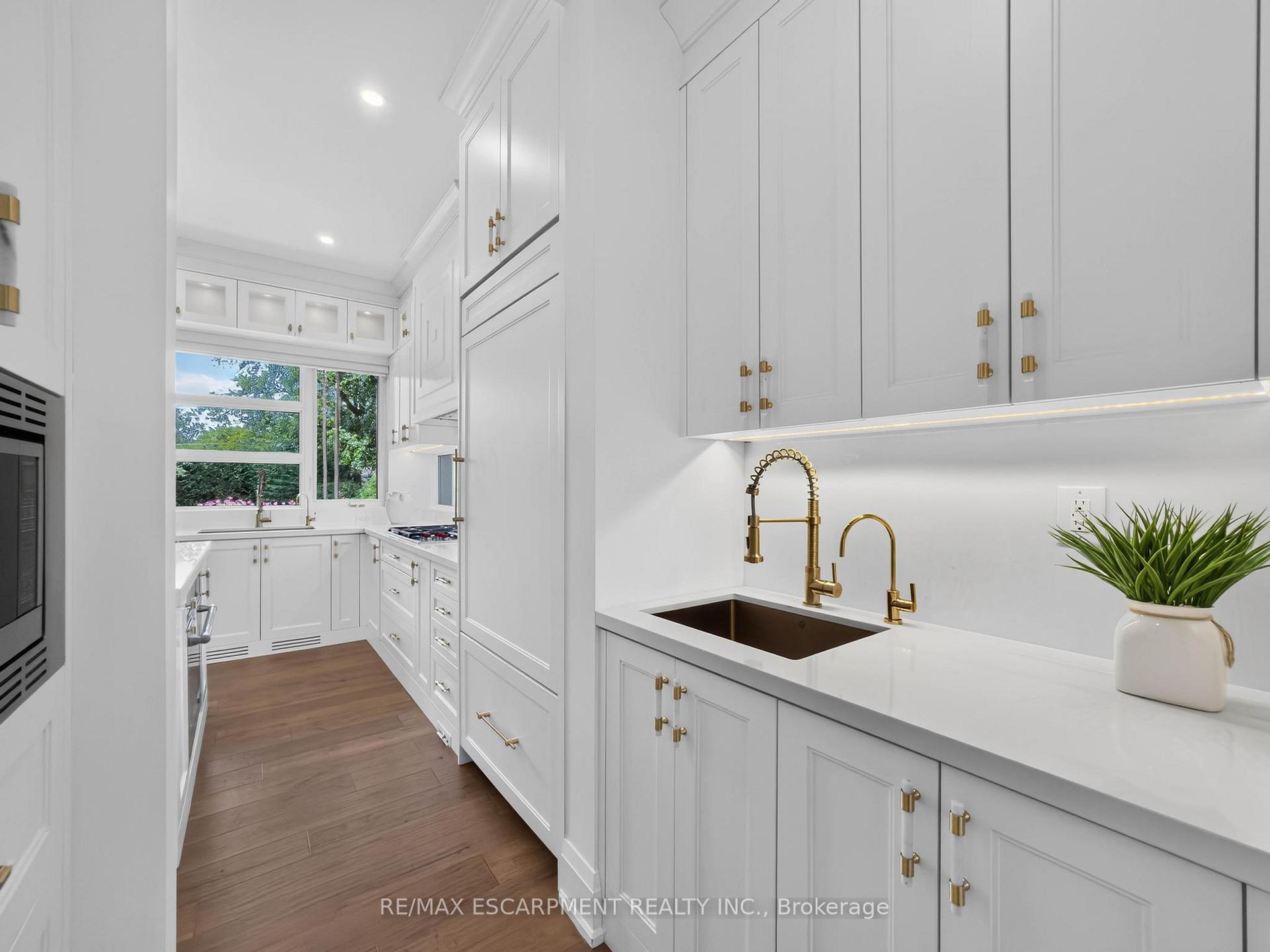 Photo 10 of 5178 Hunter Drive, Burlington, Appleby — HOMEH