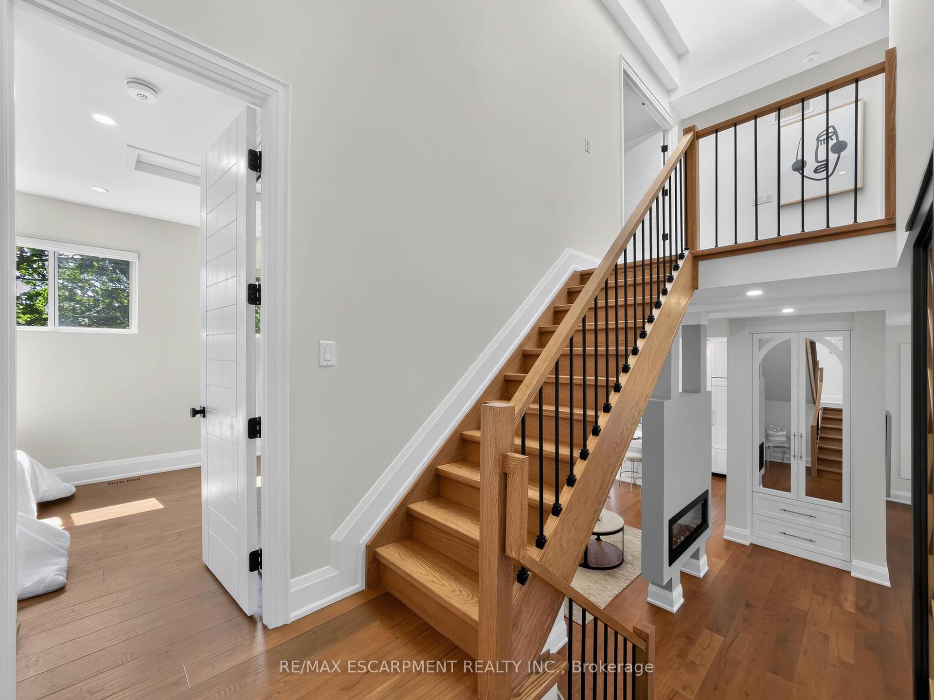 Photo 16 of 5178 Hunter Drive, Burlington, Appleby — HOMEH