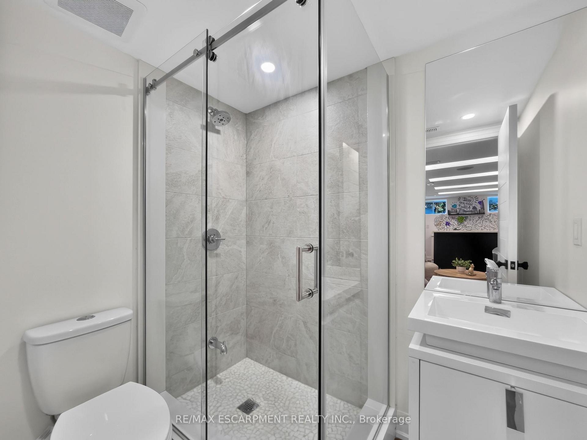 Photo 35 of 5178 Hunter Drive, Burlington, Appleby — HOMEH