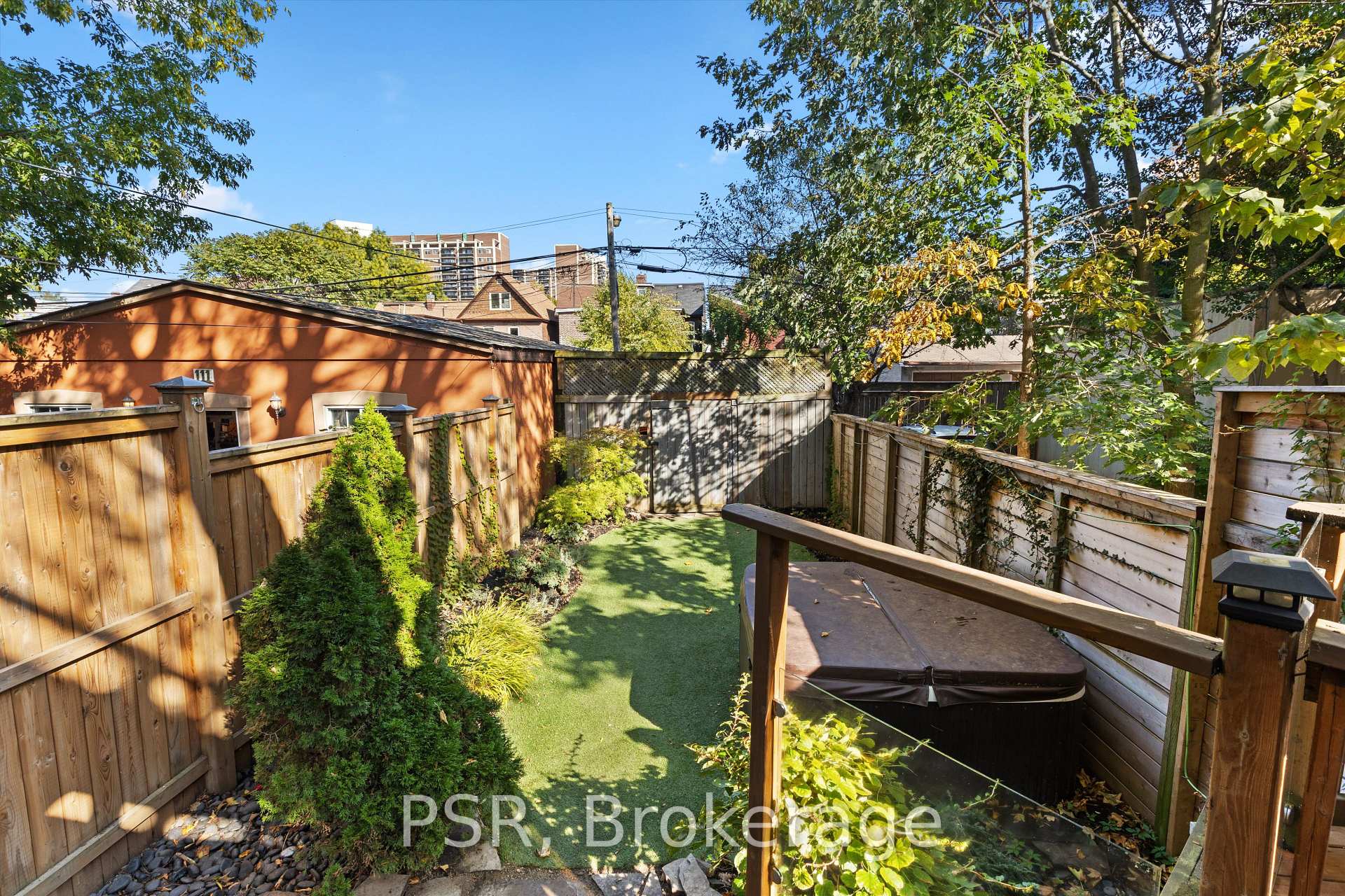 Photo 16 of 109 Macdonell Avenue, Toronto, Roncesvalles — HOMEH
