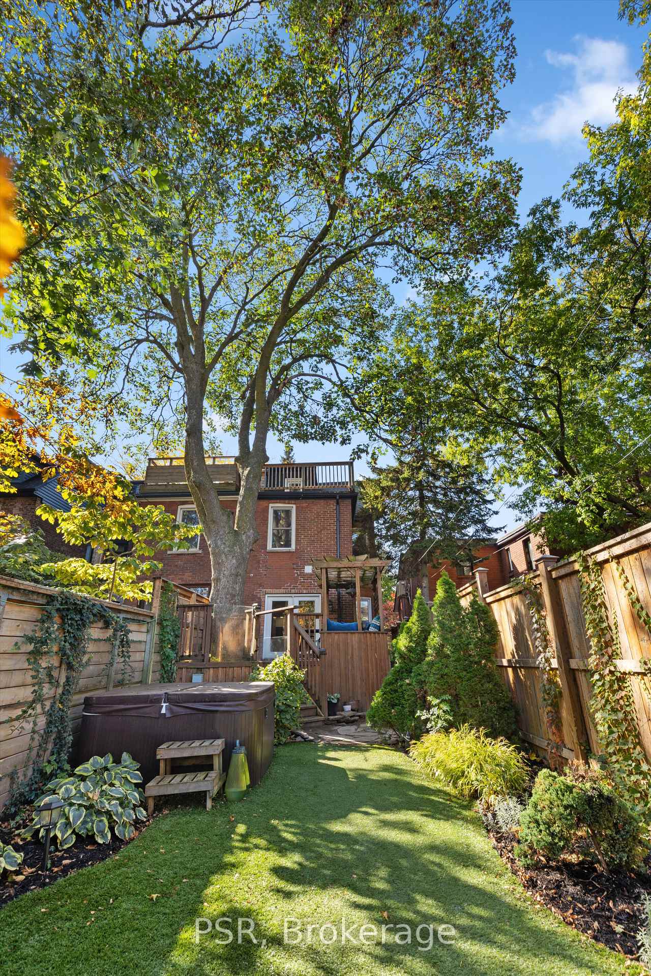Photo 17 of 109 Macdonell Avenue, Toronto, Roncesvalles — HOMEH