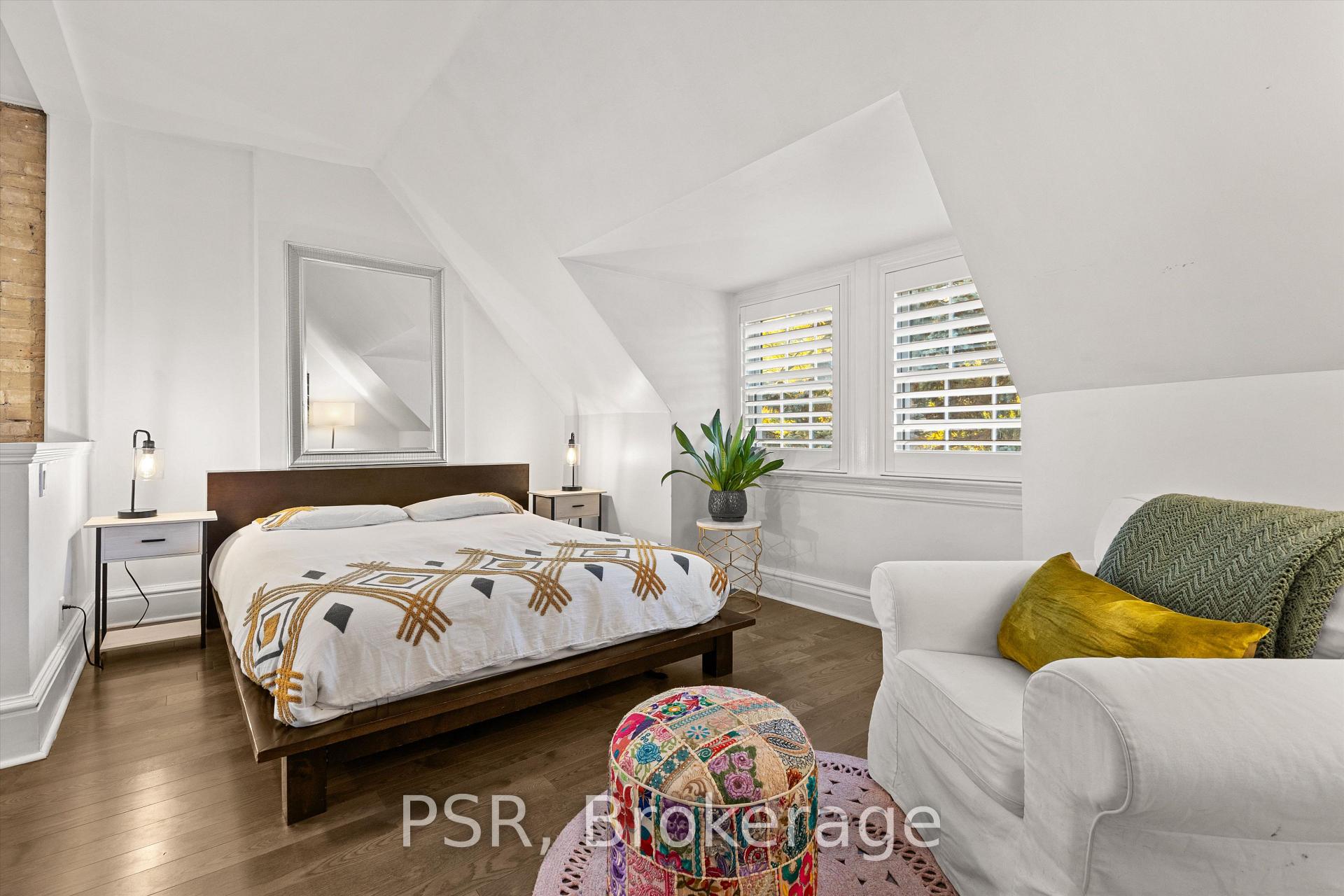 Photo 20 of 109 Macdonell Avenue, Toronto, Roncesvalles — HOMEH