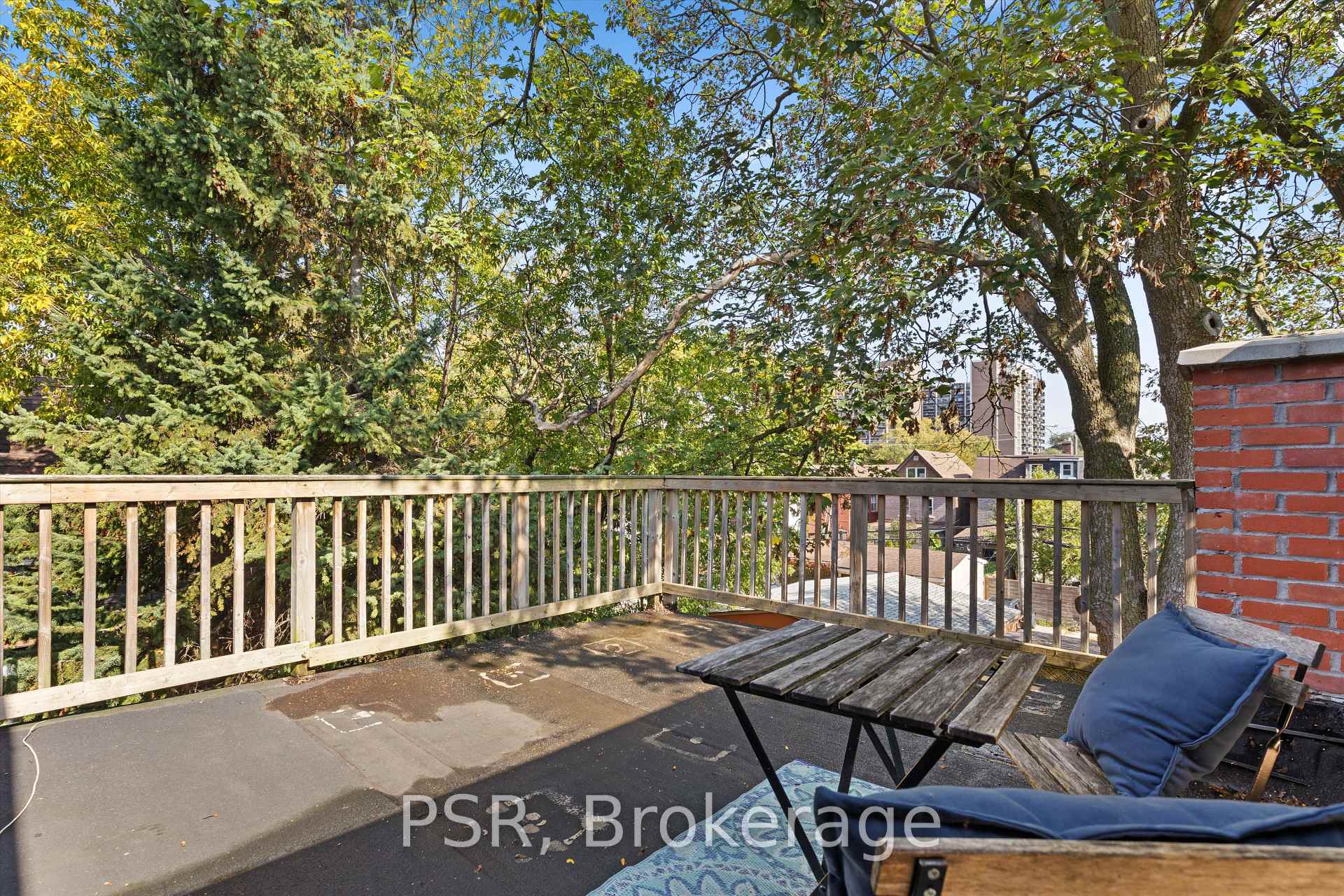 Photo 26 of 109 Macdonell Avenue, Toronto, Roncesvalles — HOMEH