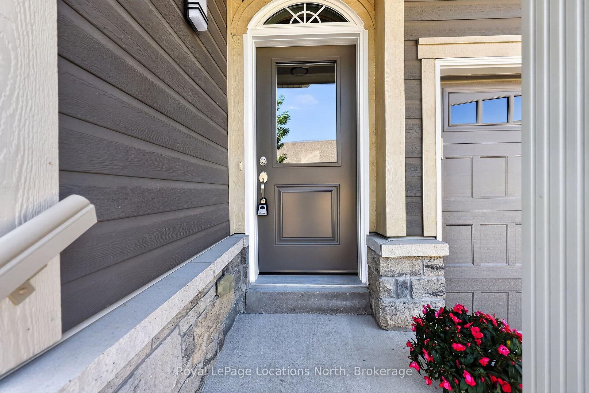 Photo 2 of 73 Kari Crescent, Collingwood — HOMEH