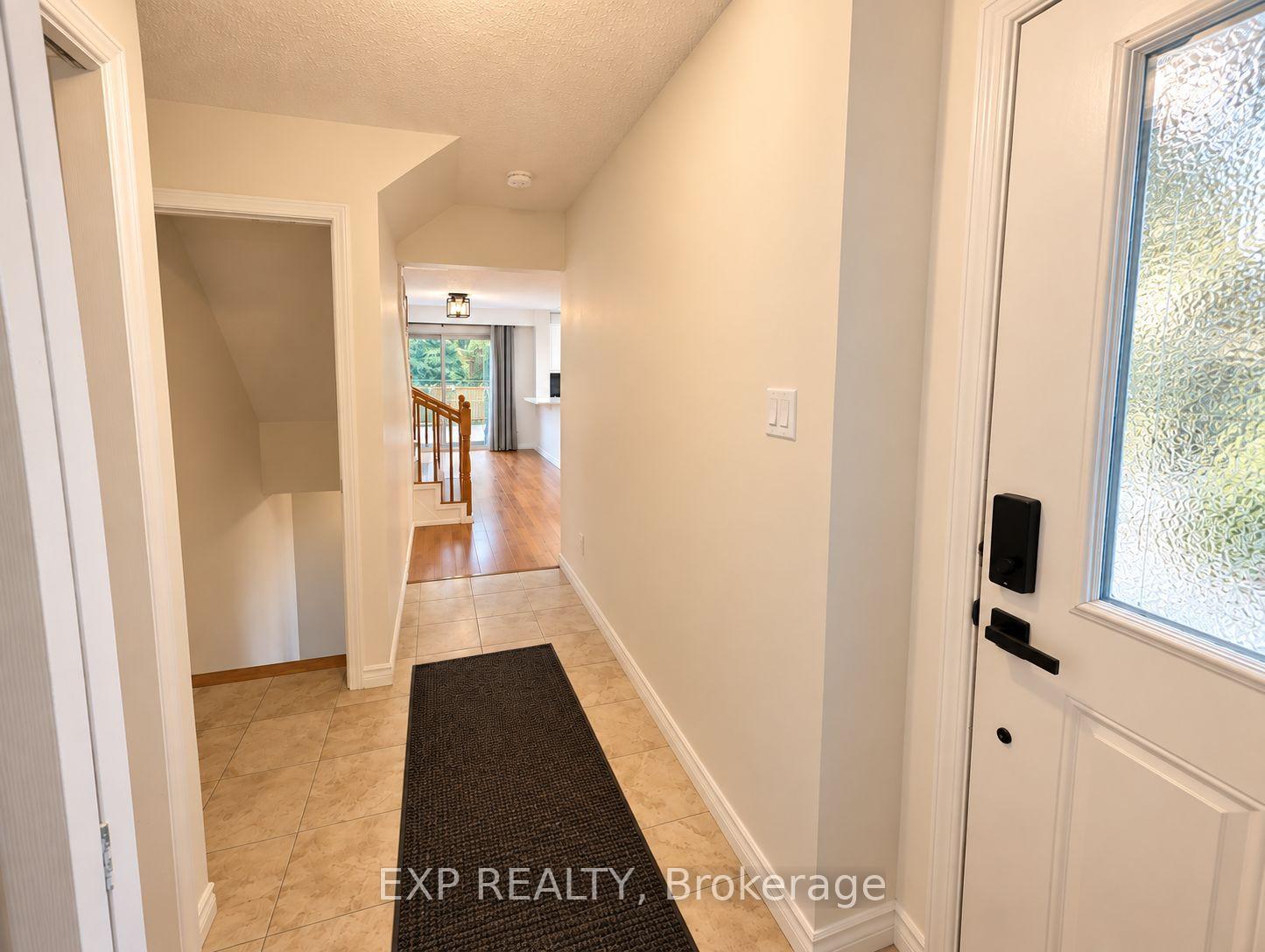 Photo 5 of 36 Scribner Court, Brampton, Heart Lake East — HOMEH