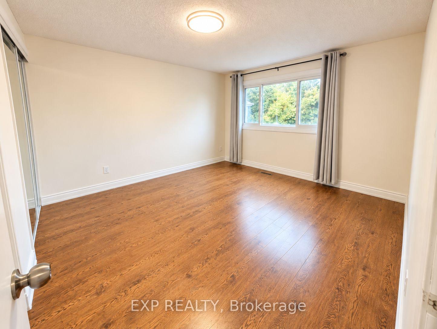 Photo 18 of 36 Scribner Court, Brampton, Heart Lake East — HOMEH