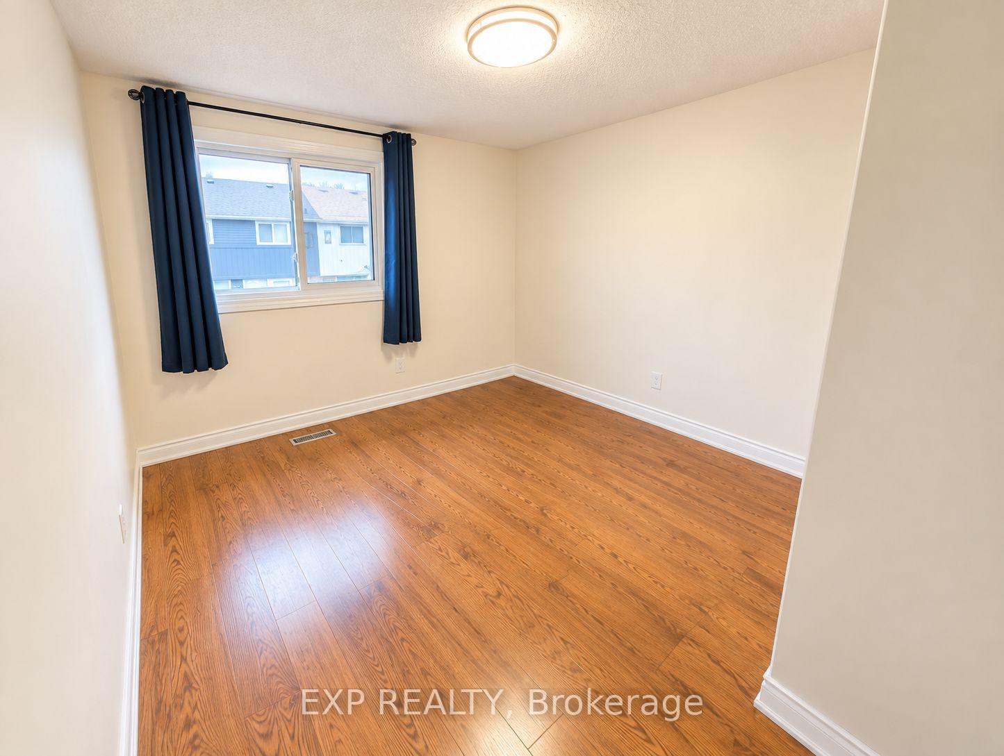 Photo 19 of 36 Scribner Court, Brampton, Heart Lake East — HOMEH