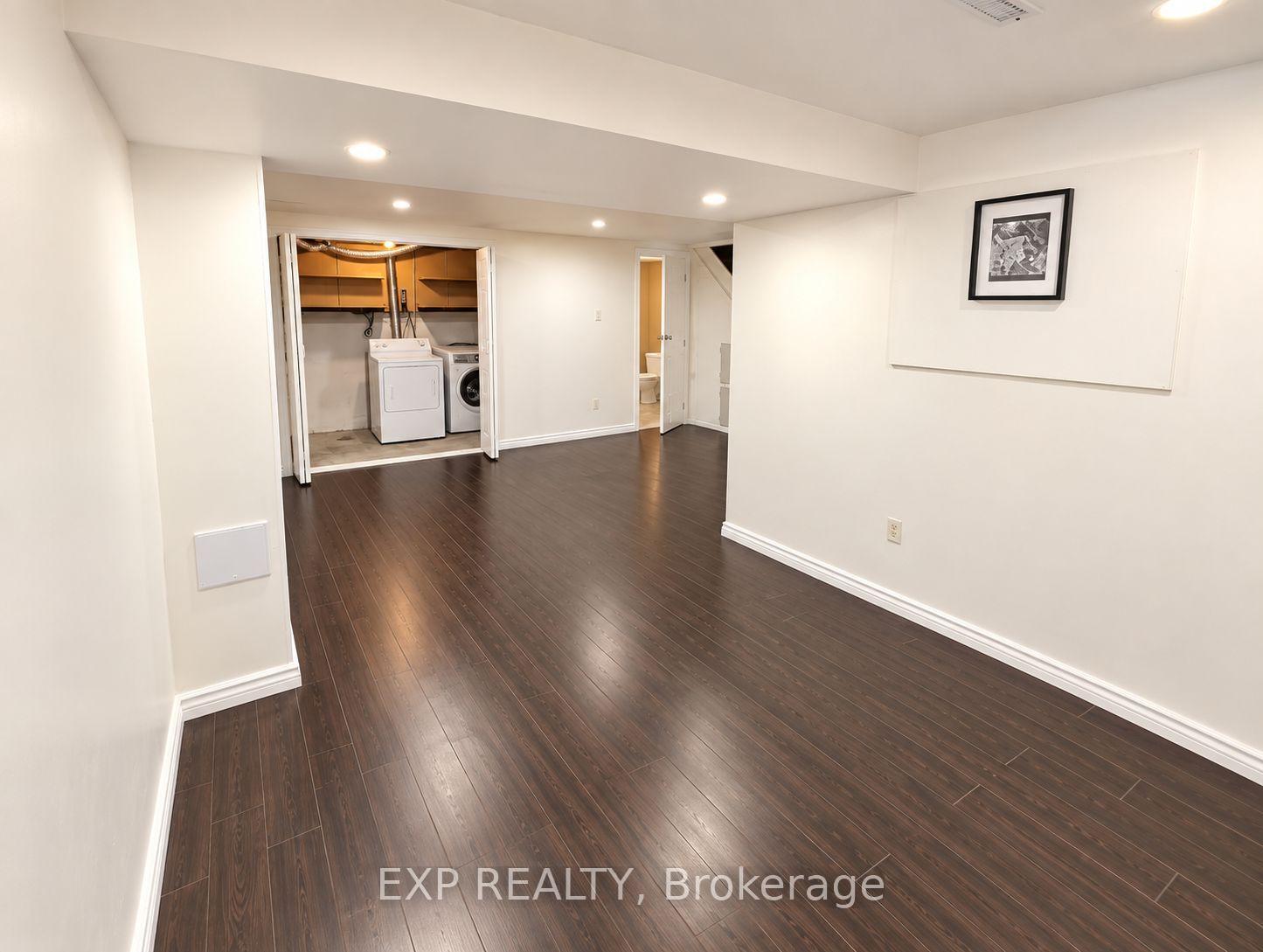 Photo 23 of 36 Scribner Court, Brampton, Heart Lake East — HOMEH