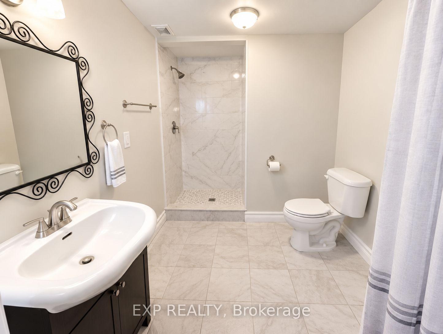 Photo 24 of 36 Scribner Court, Brampton, Heart Lake East — HOMEH