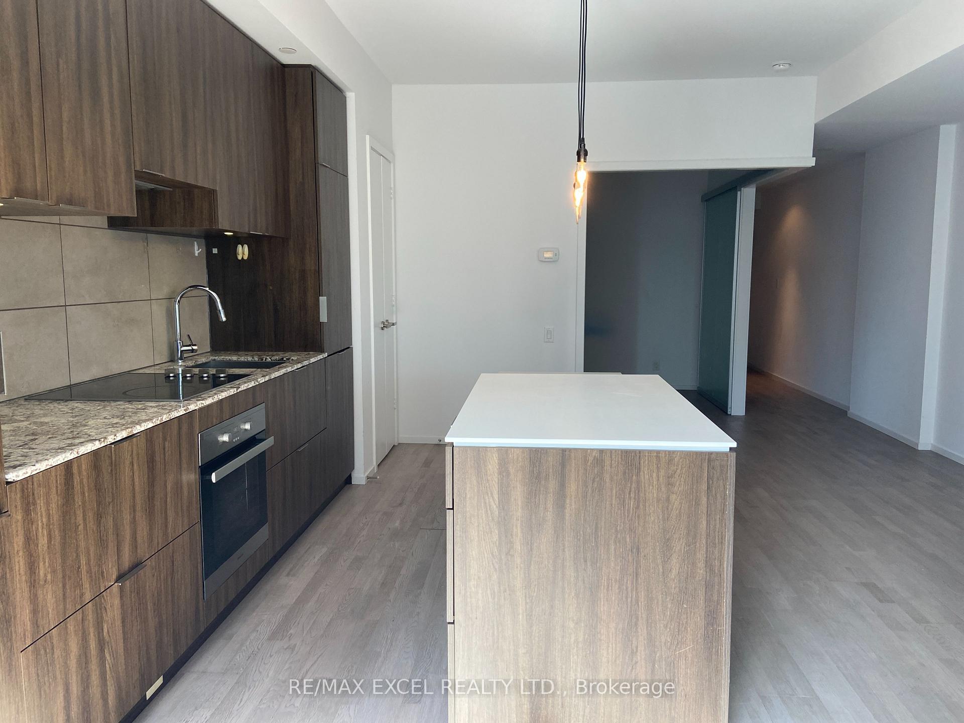 Photo 4 of Unit 1304, 5 St Joseph Street, Toronto, Bay Street Corridor — HOMEH