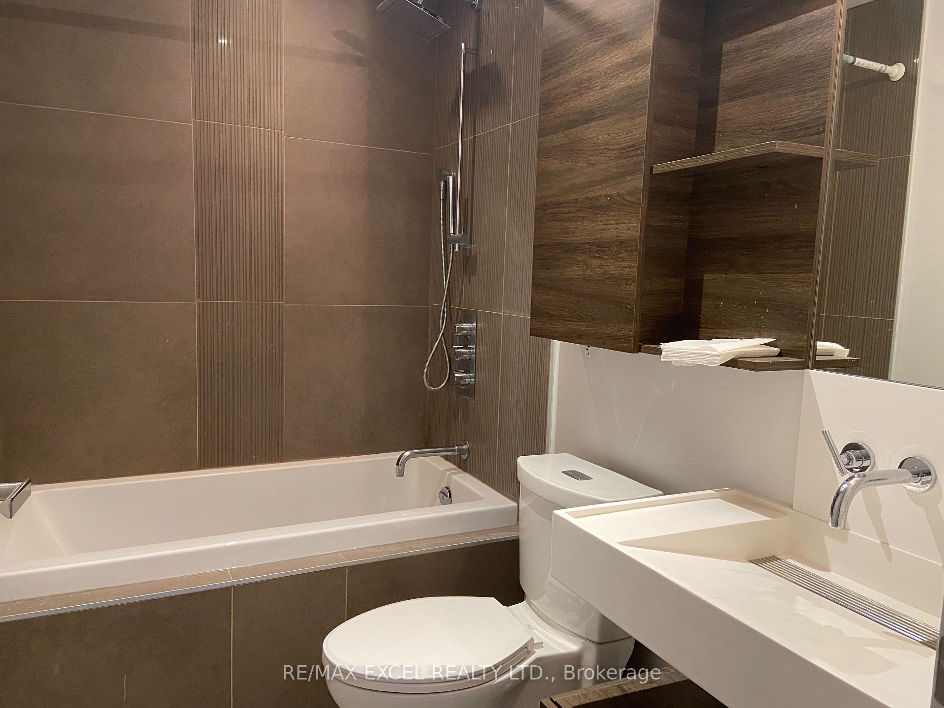Photo 6 of Unit 1304, 5 St Joseph Street, Toronto, Bay Street Corridor — HOMEH