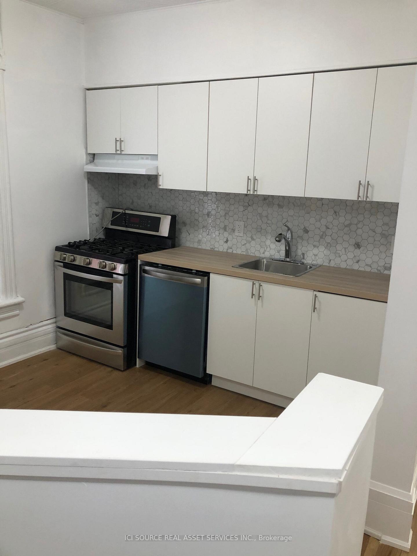 Photo 2 of Unit 2, 198 Shaw Street, Toronto, Trinity-Bellwoods — HOMEH
