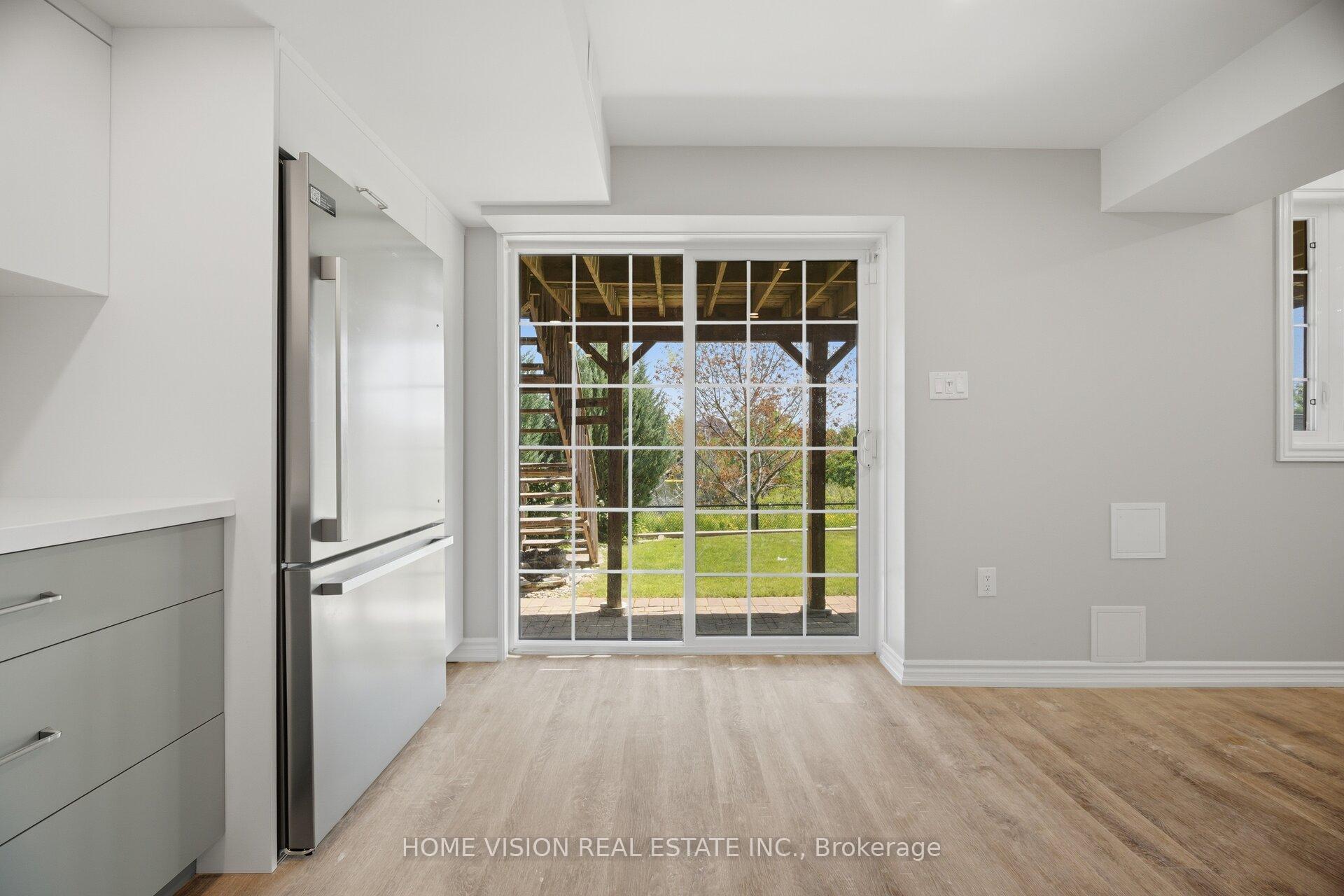 Photo 7 of Unit Bsmt, 18 Intrigue Trail, Brampton, Credit Valley — HOMEH