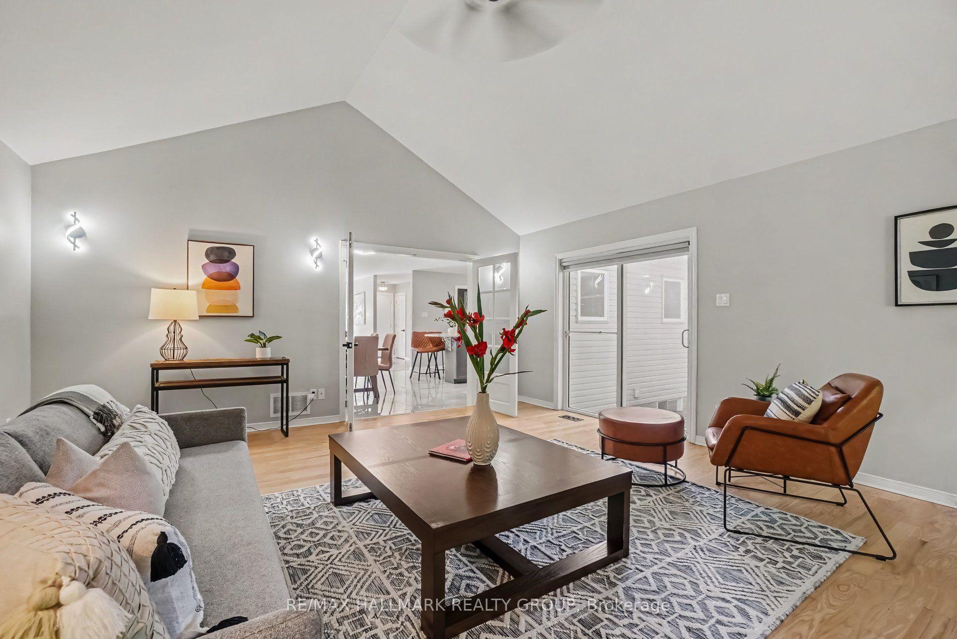 Photo 8 of 7273 Mitch Owens Road, Ottawa, Leitrim — HOMEH