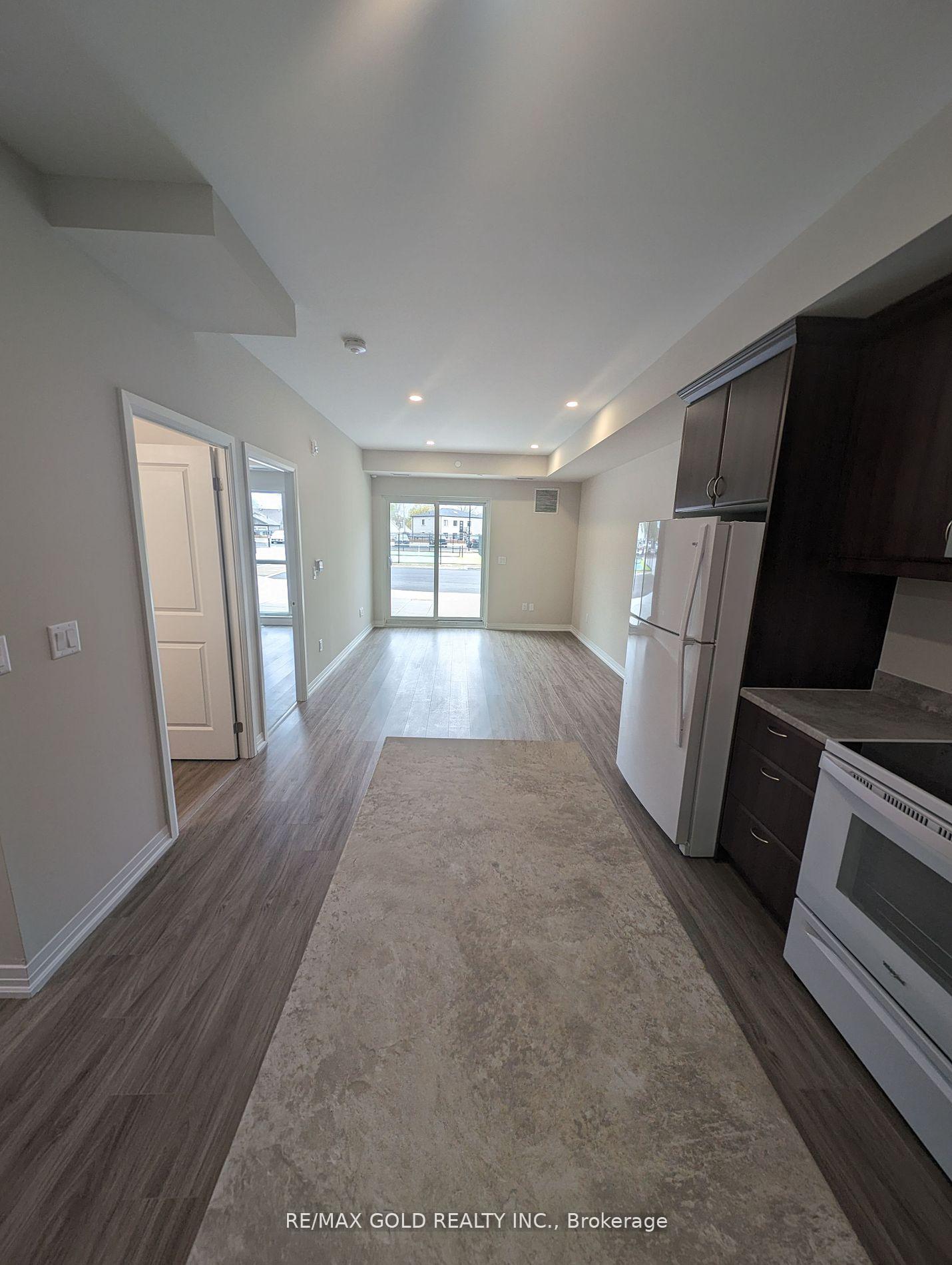 Photo 4 of Unit 105, 50 Herrick Avenue, St. Catharines, Oakdale — HOMEH