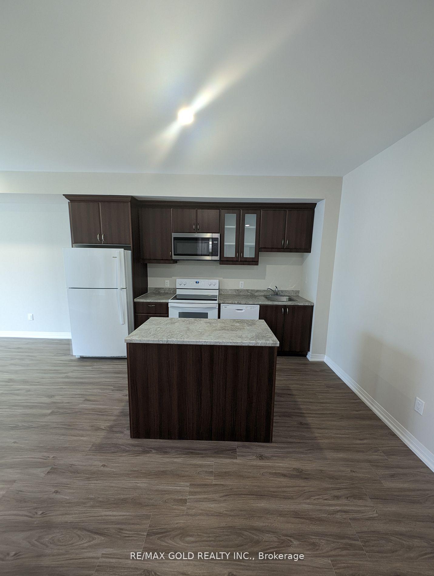 Photo 5 of Unit 105, 50 Herrick Avenue, St. Catharines, Oakdale — HOMEH
