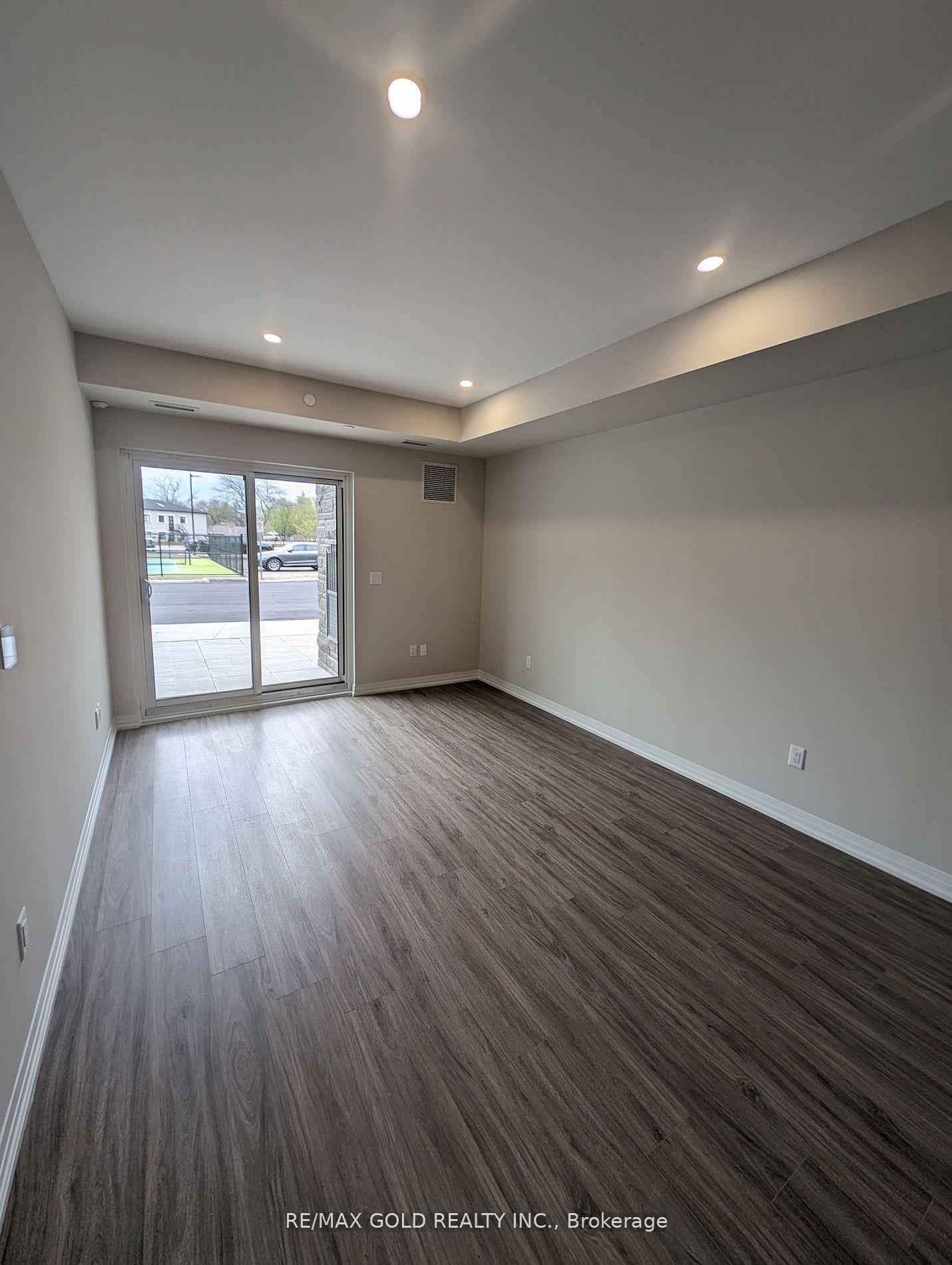 Photo 9 of Unit 105, 50 Herrick Avenue, St. Catharines, Oakdale — HOMEH