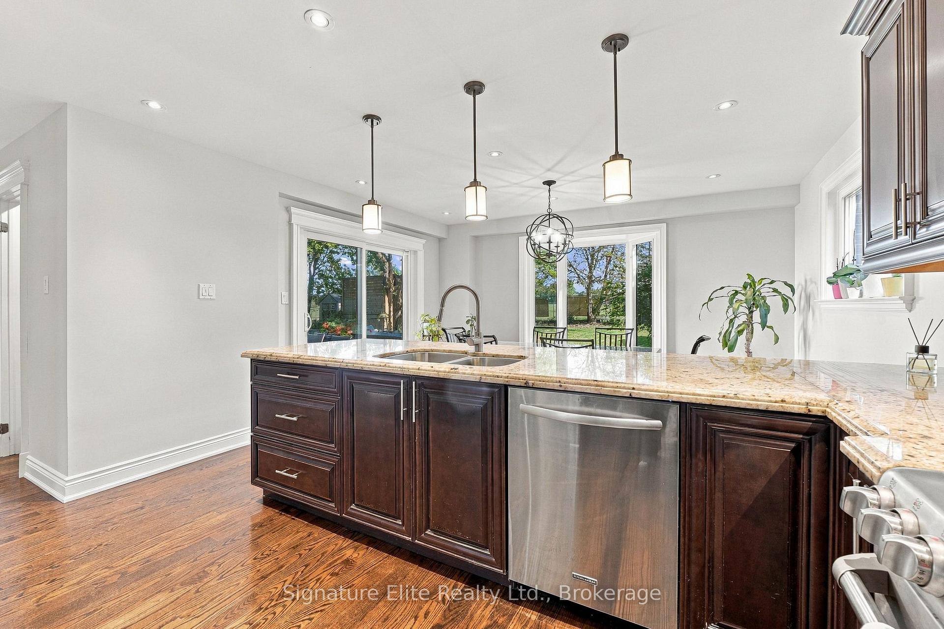Photo 9 of 190 Longwood Drive, Caledon, Bolton North — HOMEH