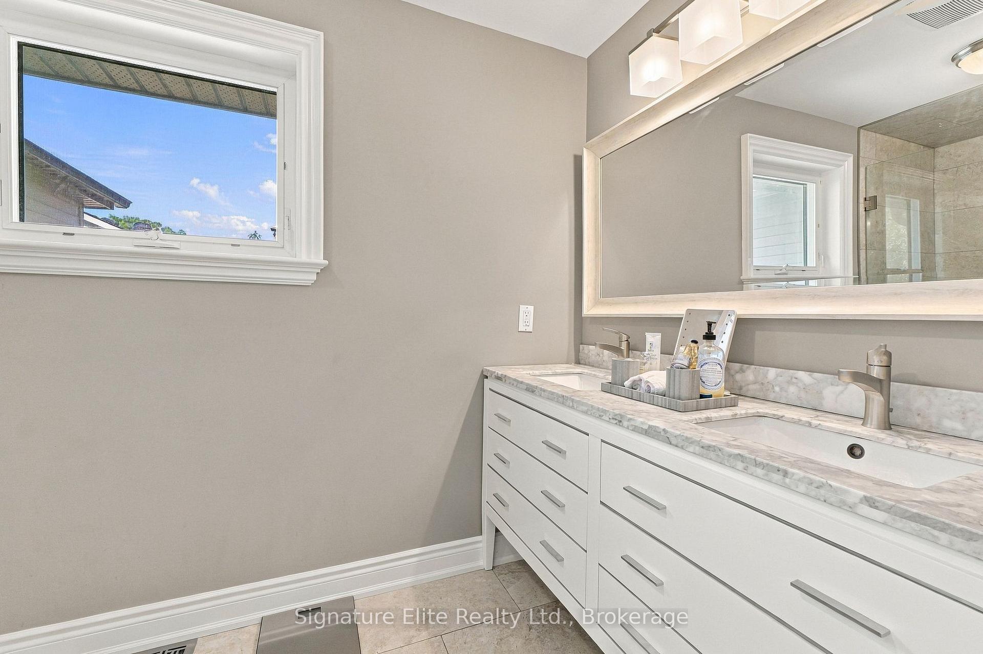 Photo 23 of 190 Longwood Drive, Caledon, Bolton North — HOMEH