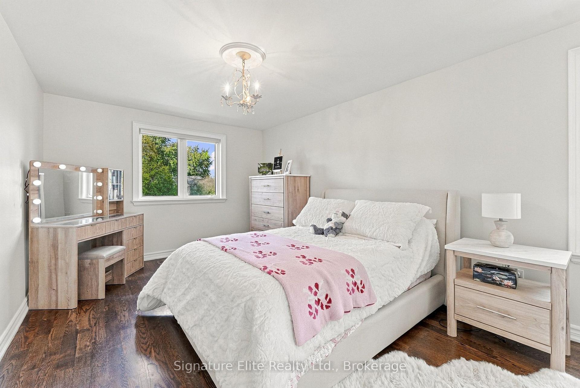 Photo 28 of 190 Longwood Drive, Caledon, Bolton North — HOMEH