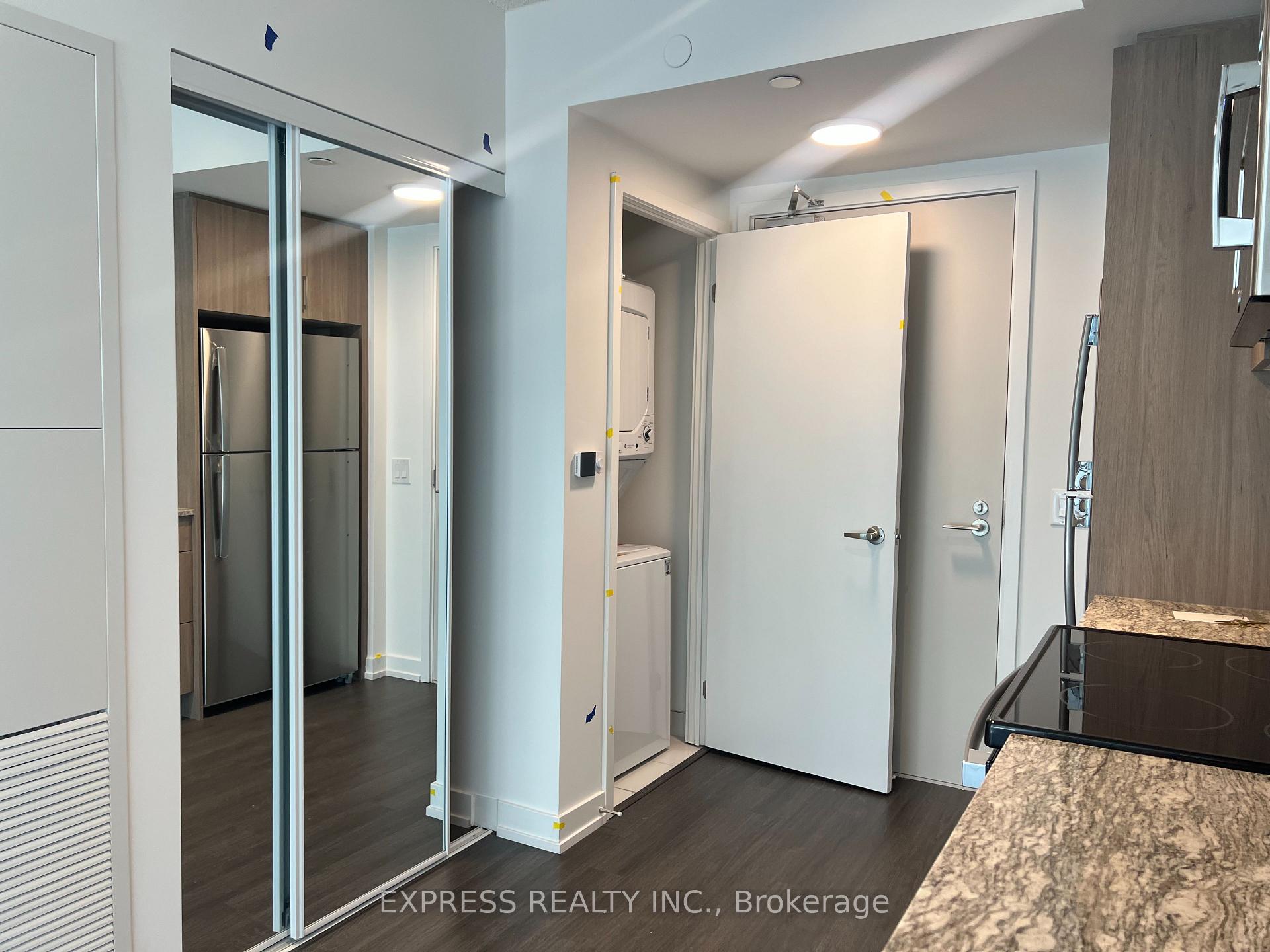 Photo 6 of Unit 1118, 4010 Eglinton Avenue W, Etobicoke, Humber Heights — HOMEH
