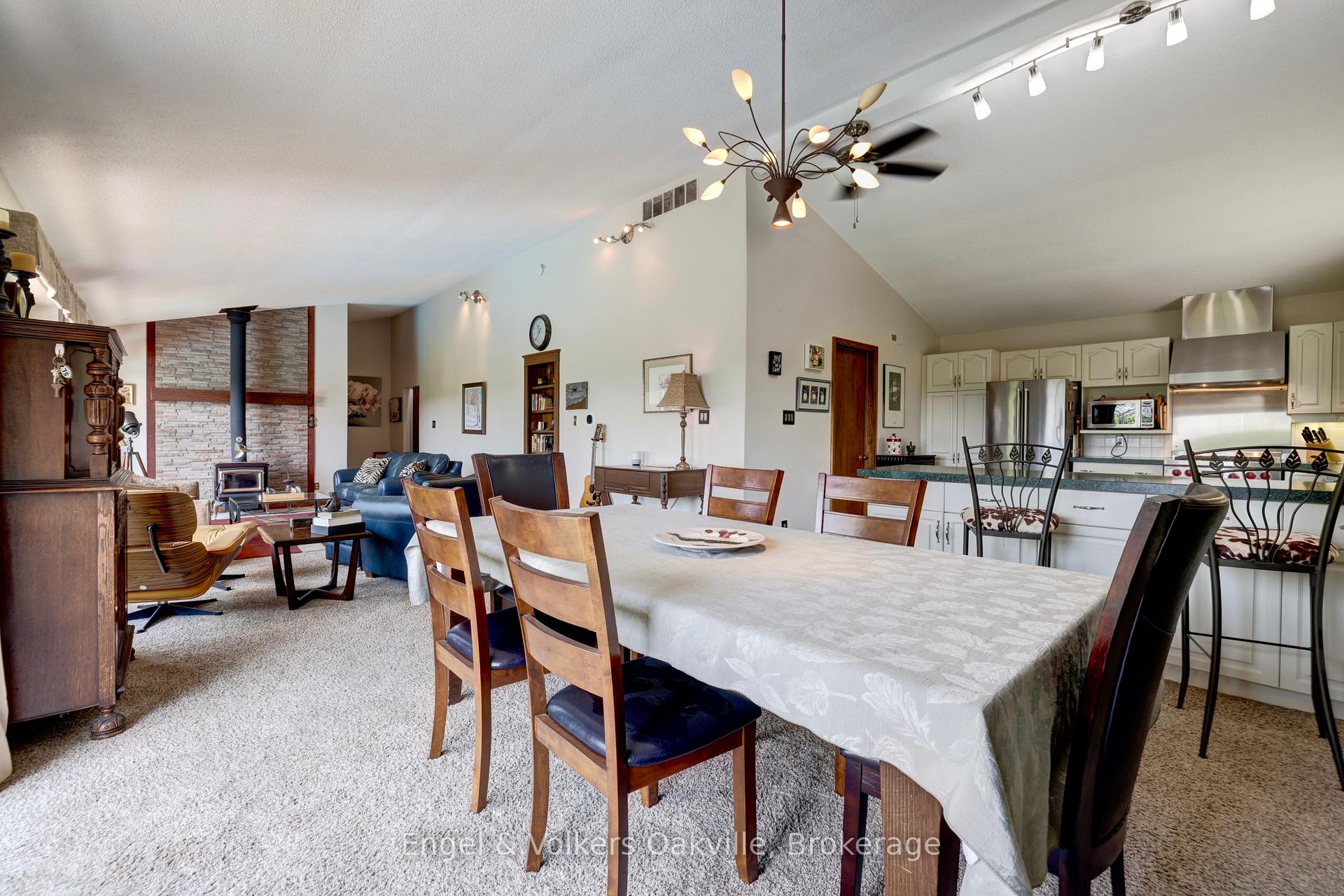Photo 11 of 330 Mountsberg Road, Hamilton, Rural Flamborough — HOMEH