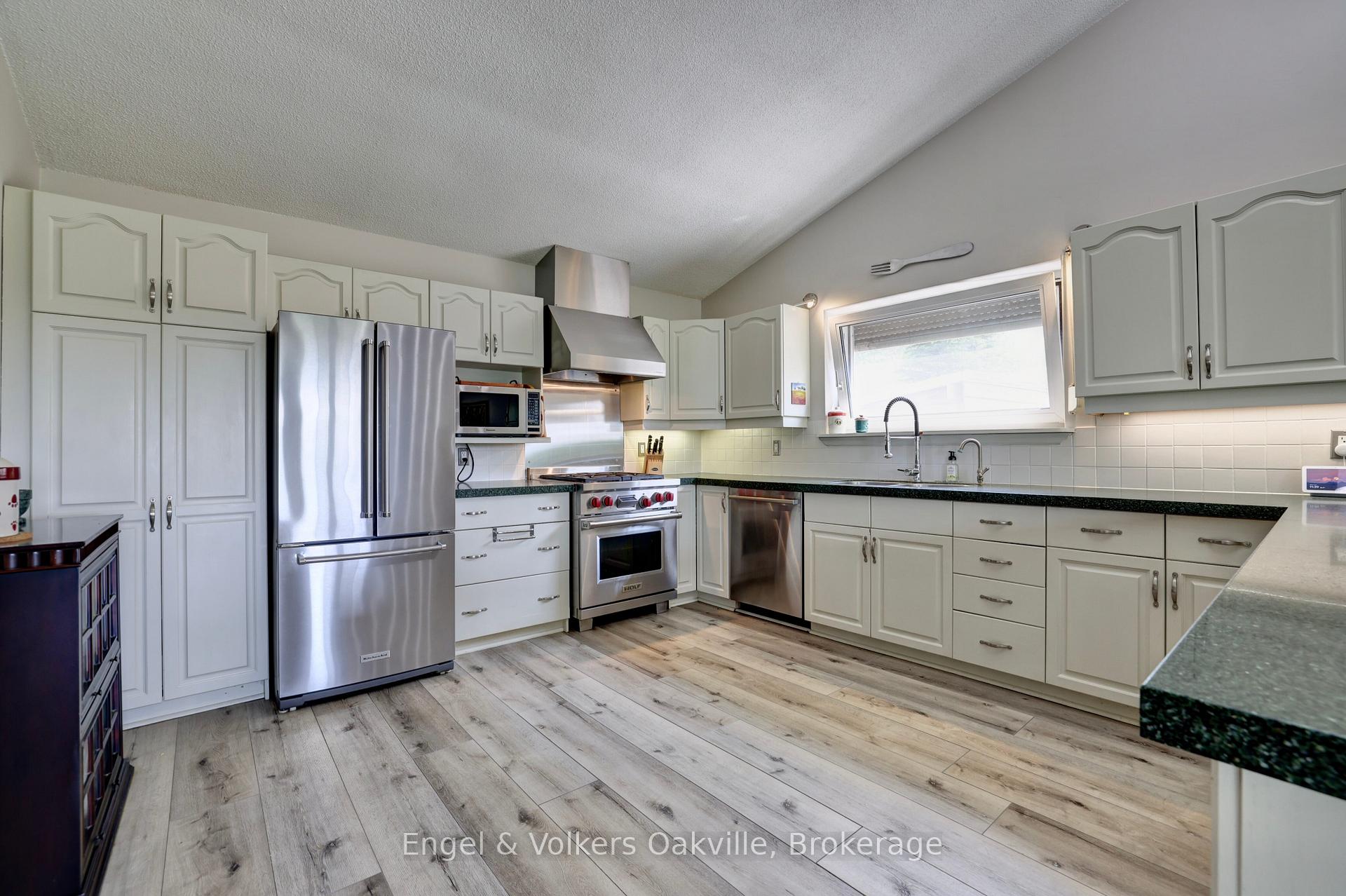 Photo 13 of 330 Mountsberg Road, Hamilton, Rural Flamborough — HOMEH