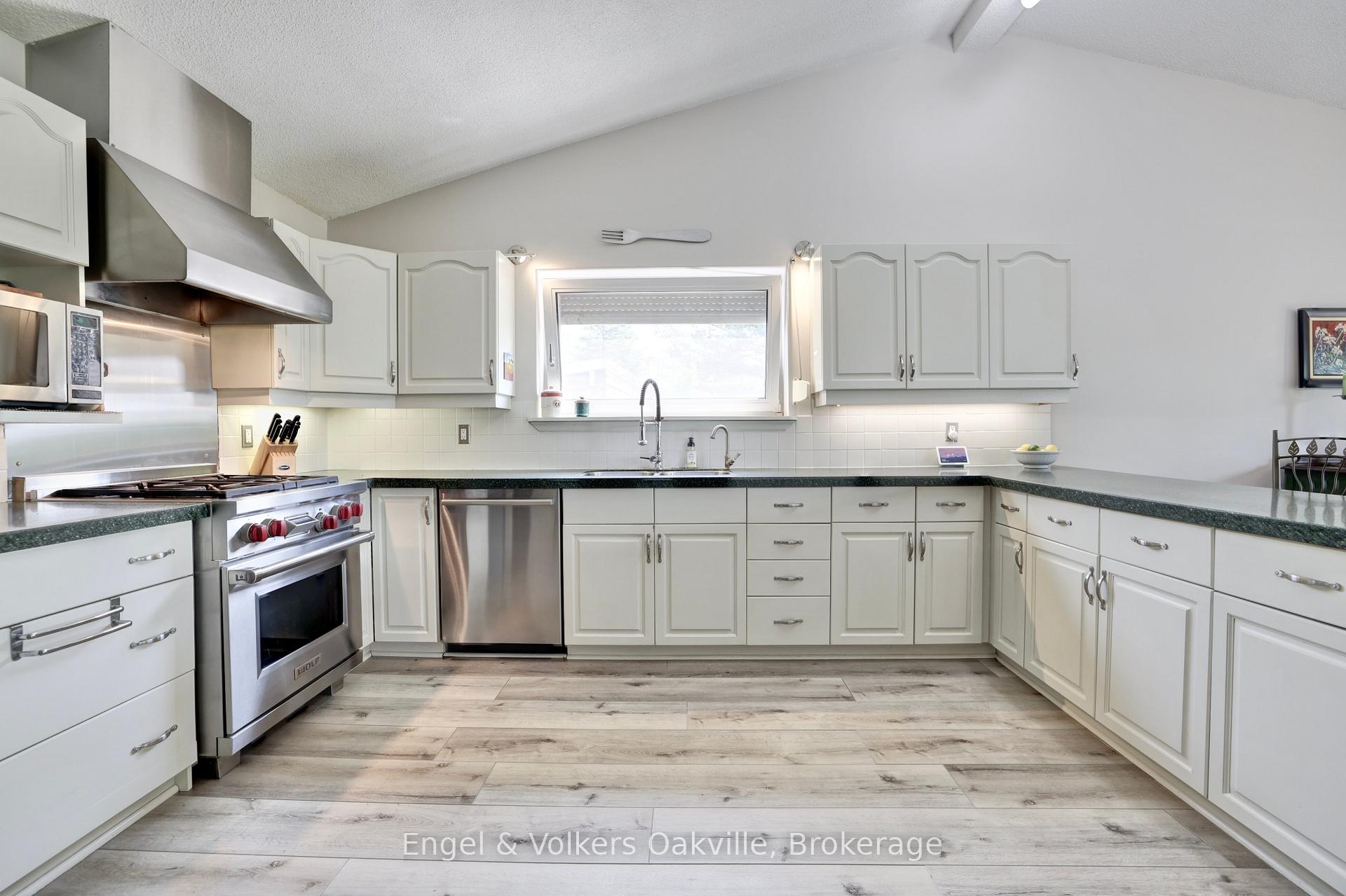Photo 14 of 330 Mountsberg Road, Hamilton, Rural Flamborough — HOMEH