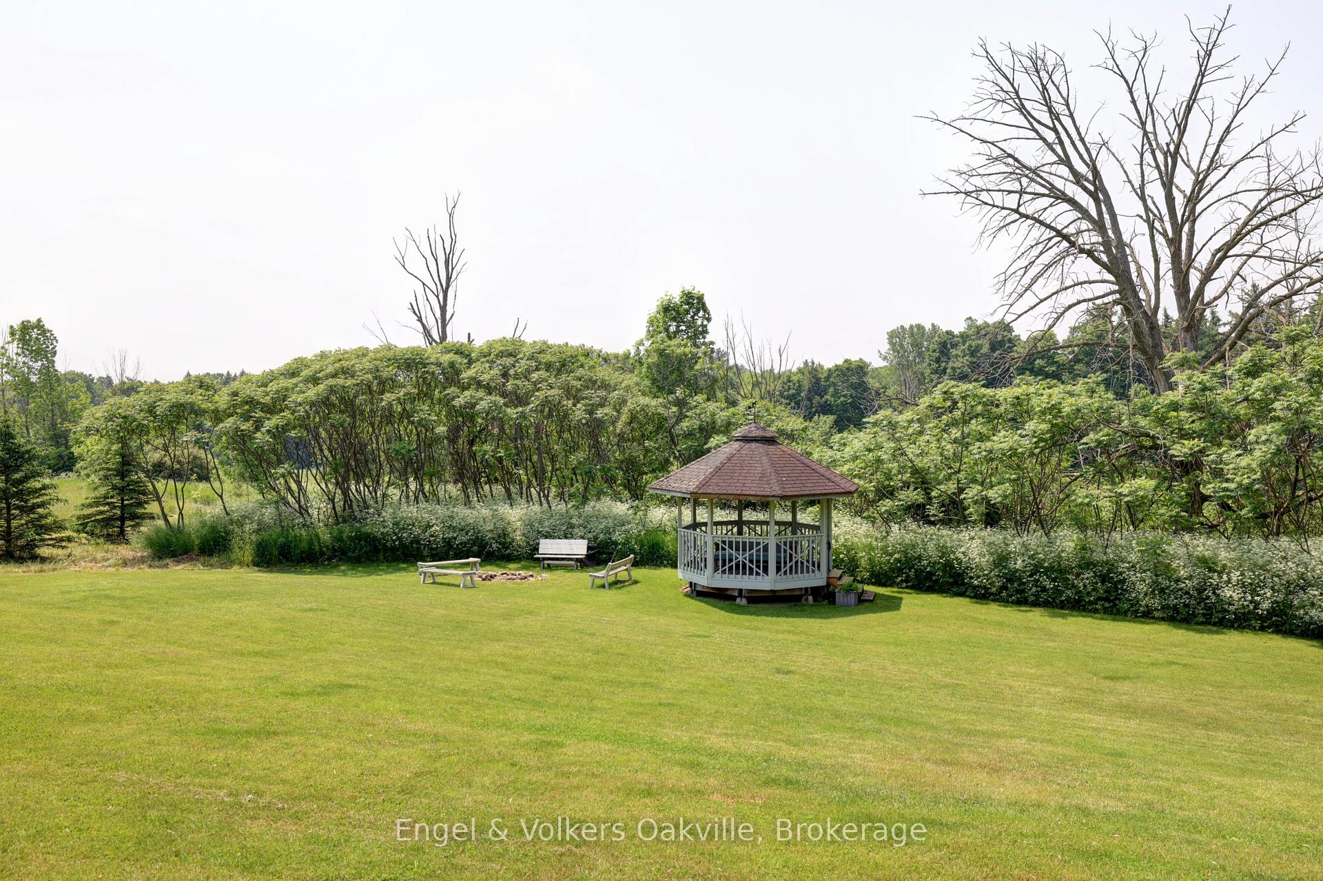 Photo 40 of 330 Mountsberg Road, Hamilton, Rural Flamborough — HOMEH