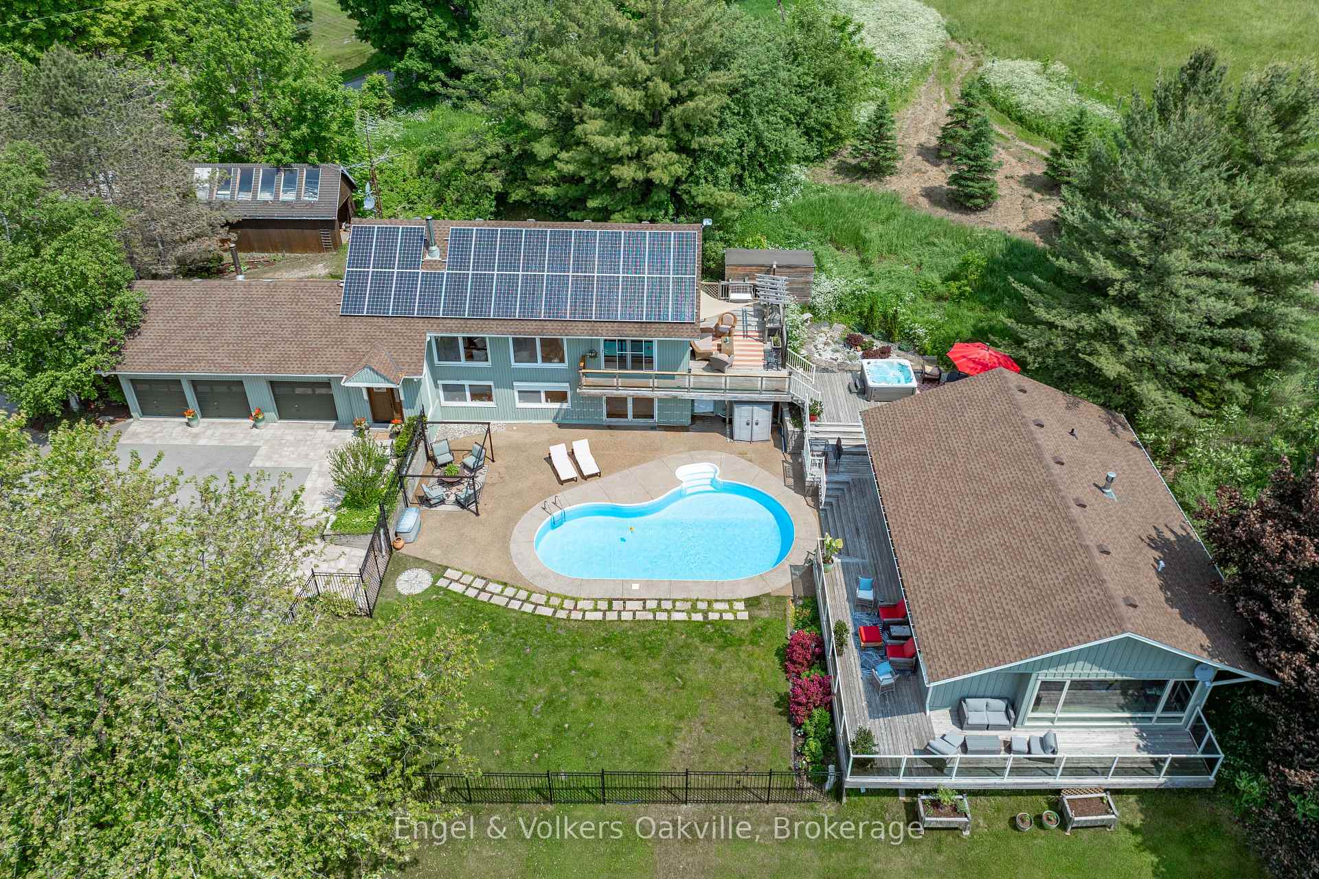 Photo 43 of 330 Mountsberg Road, Hamilton, Rural Flamborough — HOMEH