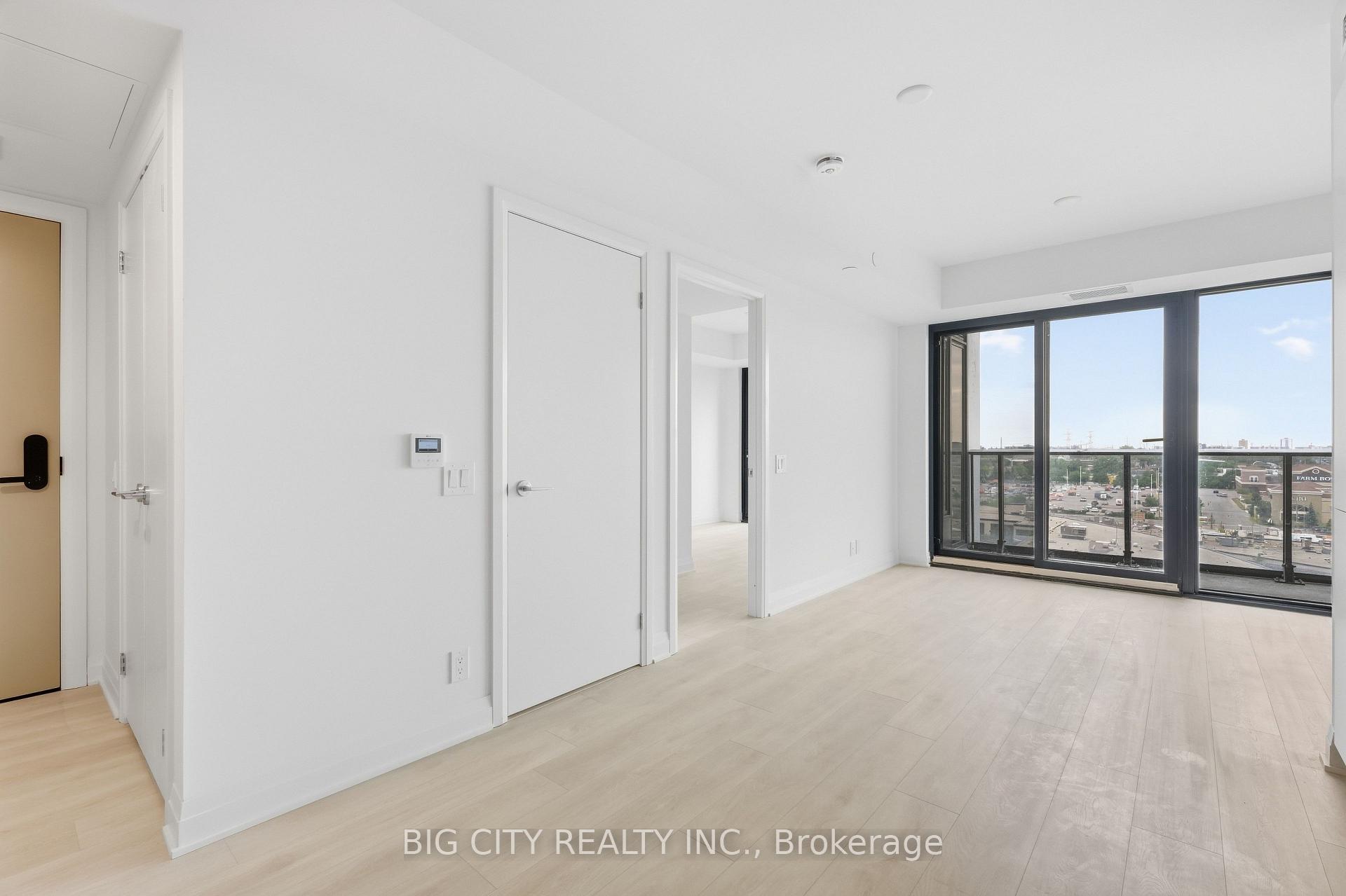Photo 6 of Unit 711, 25 Frederick Todd Way, Toronto, Leaside — HOMEH