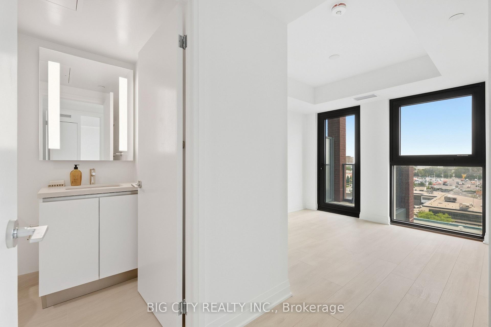 Photo 15 of Unit 711, 25 Frederick Todd Way, Toronto, Leaside — HOMEH