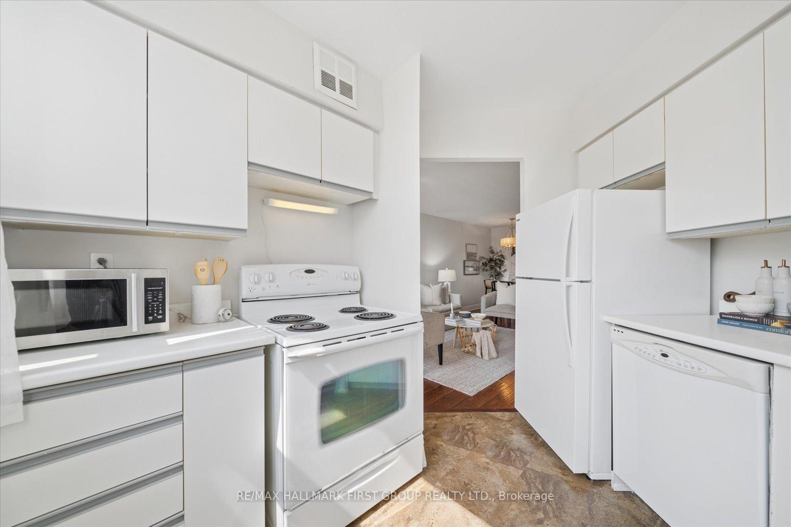 Photo 11 of Unit 206, 2 Westney Road N, Ajax, Central West — HOMEH