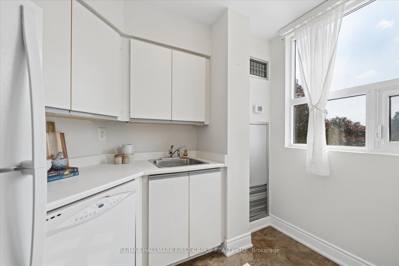 Photo 12 of Unit 206, 2 Westney Road N, Ajax, Central West — HOMEH