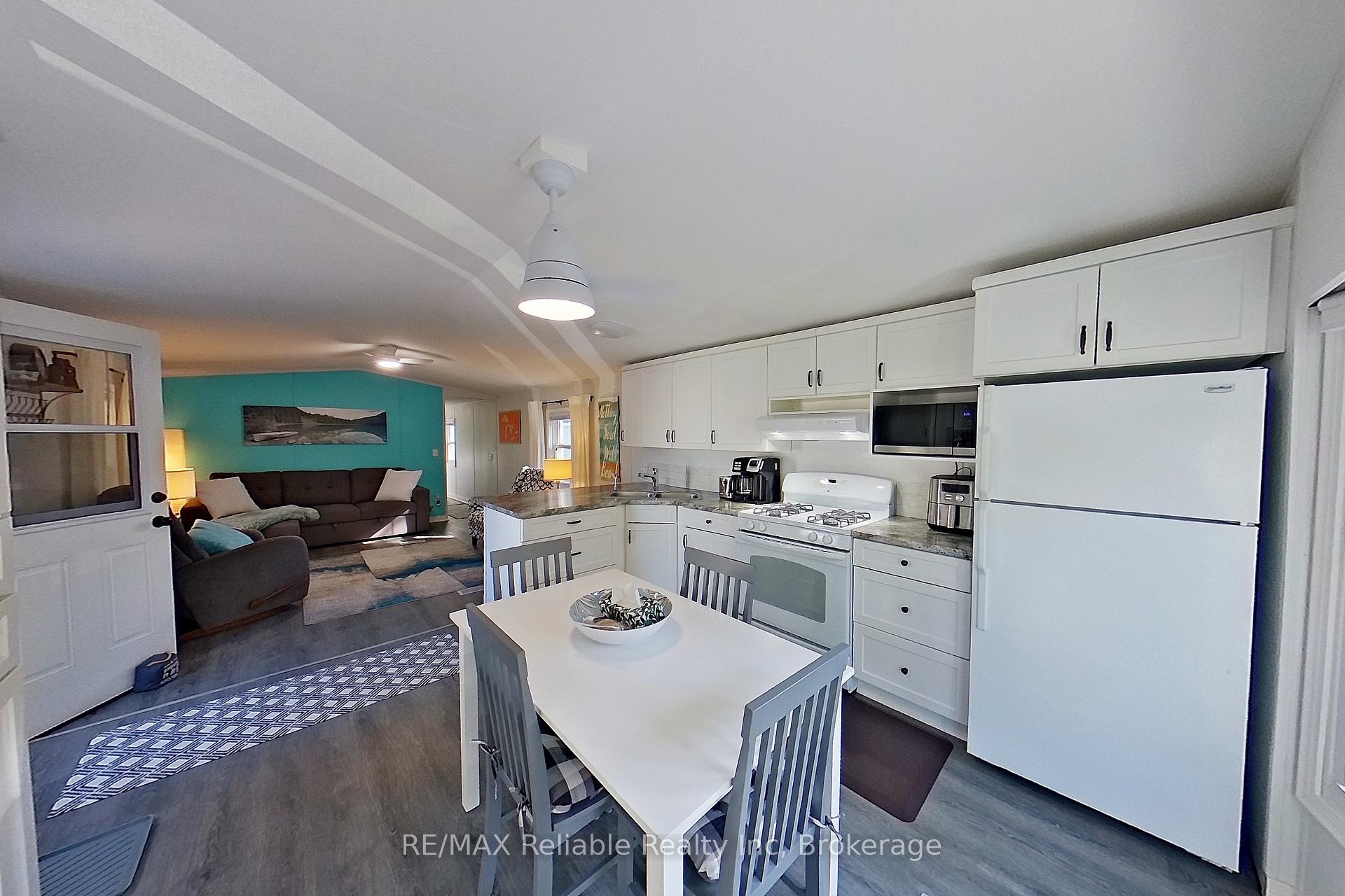 Photo 16 of 66 Leisure Way, Bluewater, Hay — HOMEH