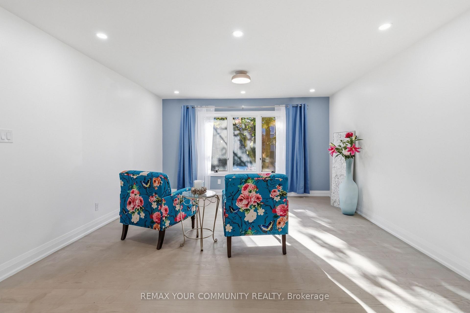 Photo 10 of 2063 Waters Edge Drive, Oakville, Bronte — HOMEH