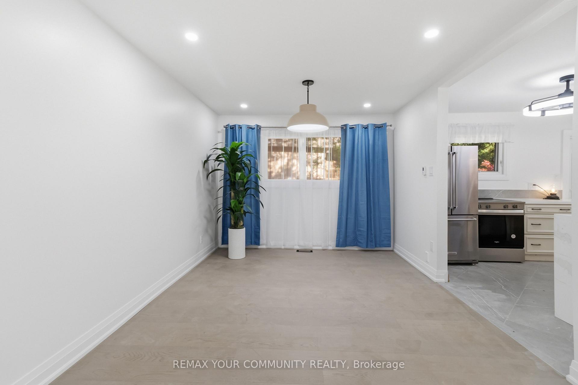 Photo 15 of 2063 Waters Edge Drive, Oakville, Bronte — HOMEH