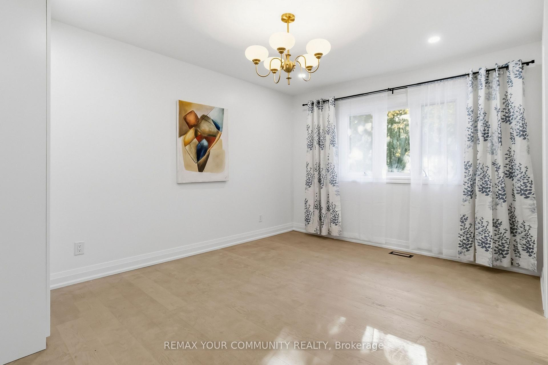 Photo 26 of 2063 Waters Edge Drive, Oakville, Bronte — HOMEH
